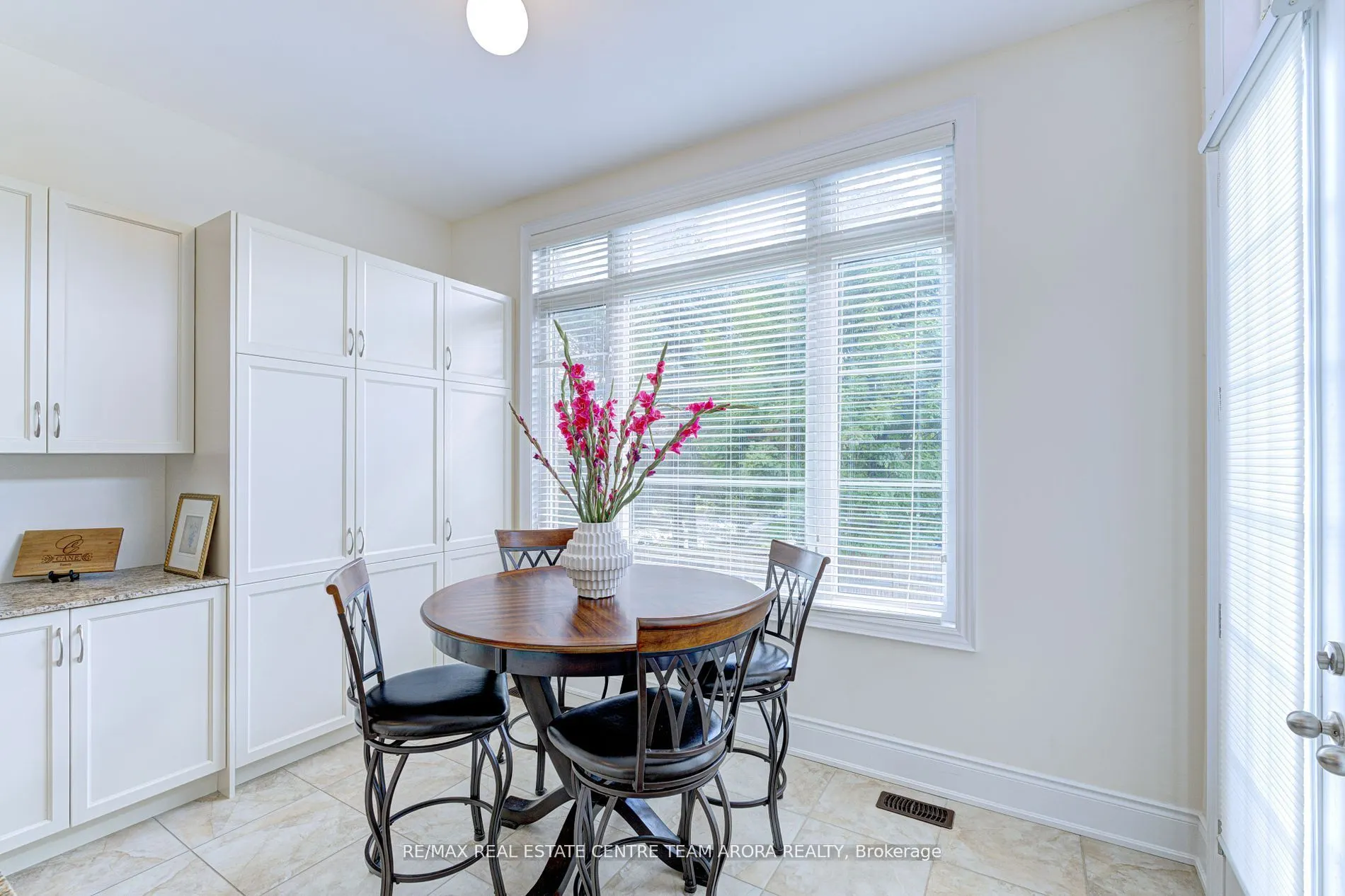 20 Hickory Ridge Court