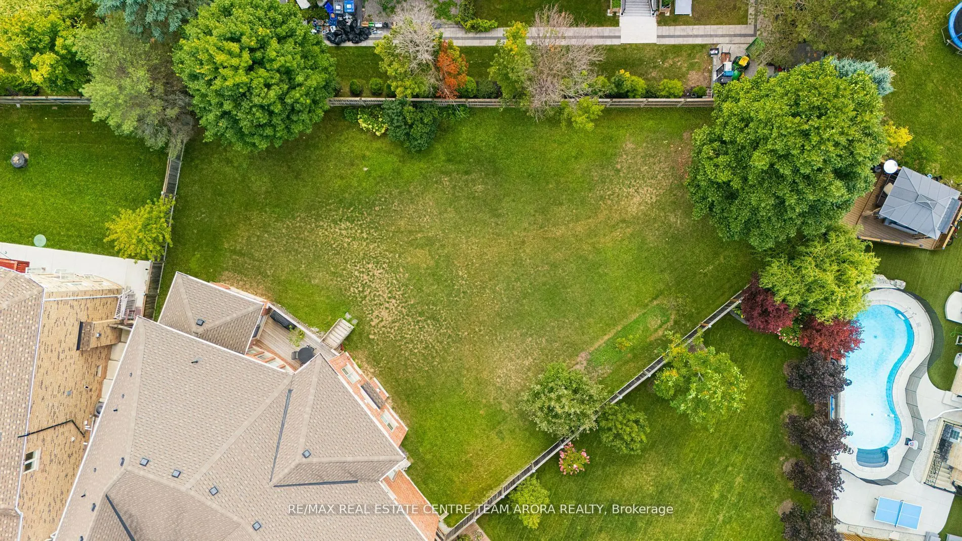 20 Hickory Ridge Court