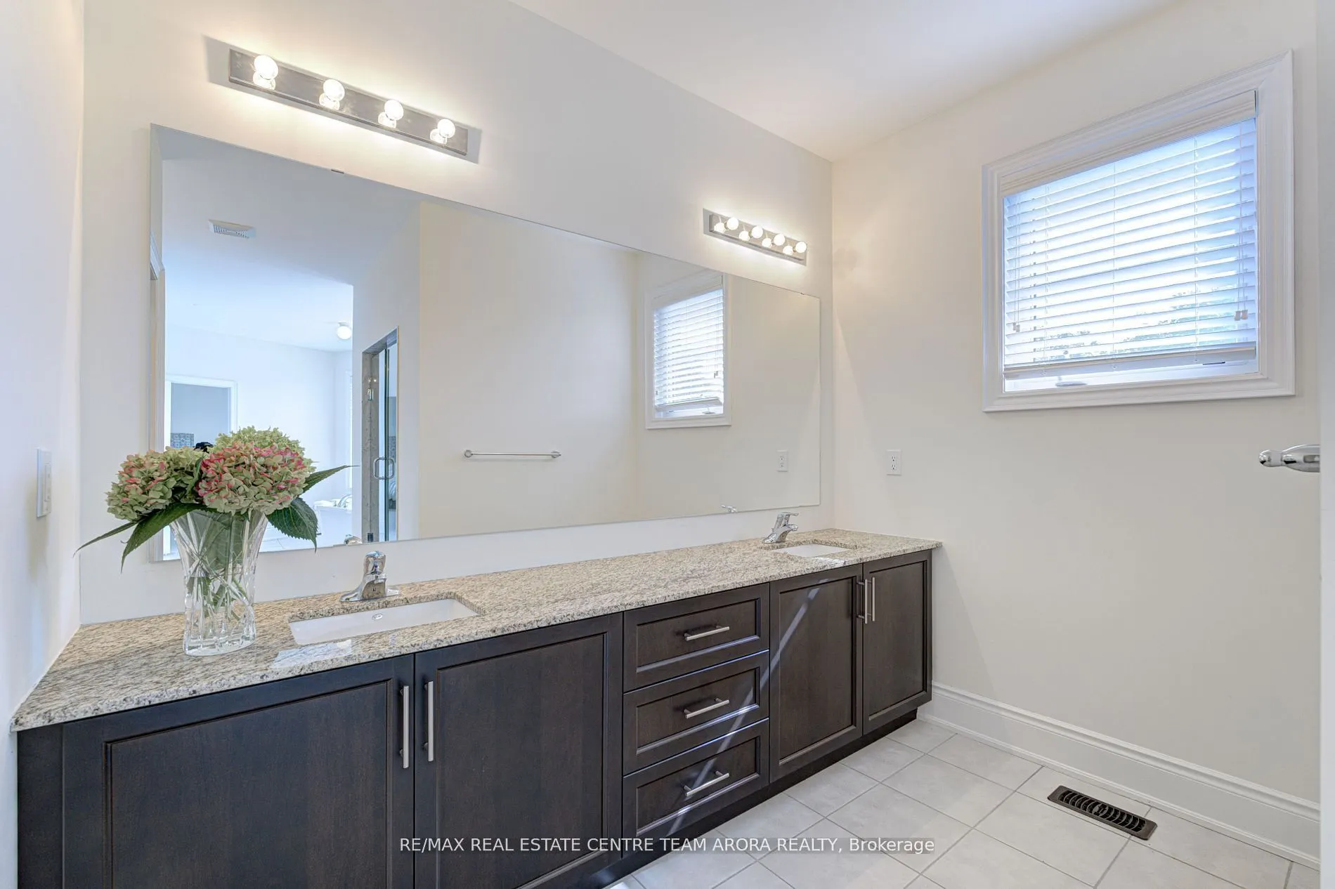 20 Hickory Ridge Court