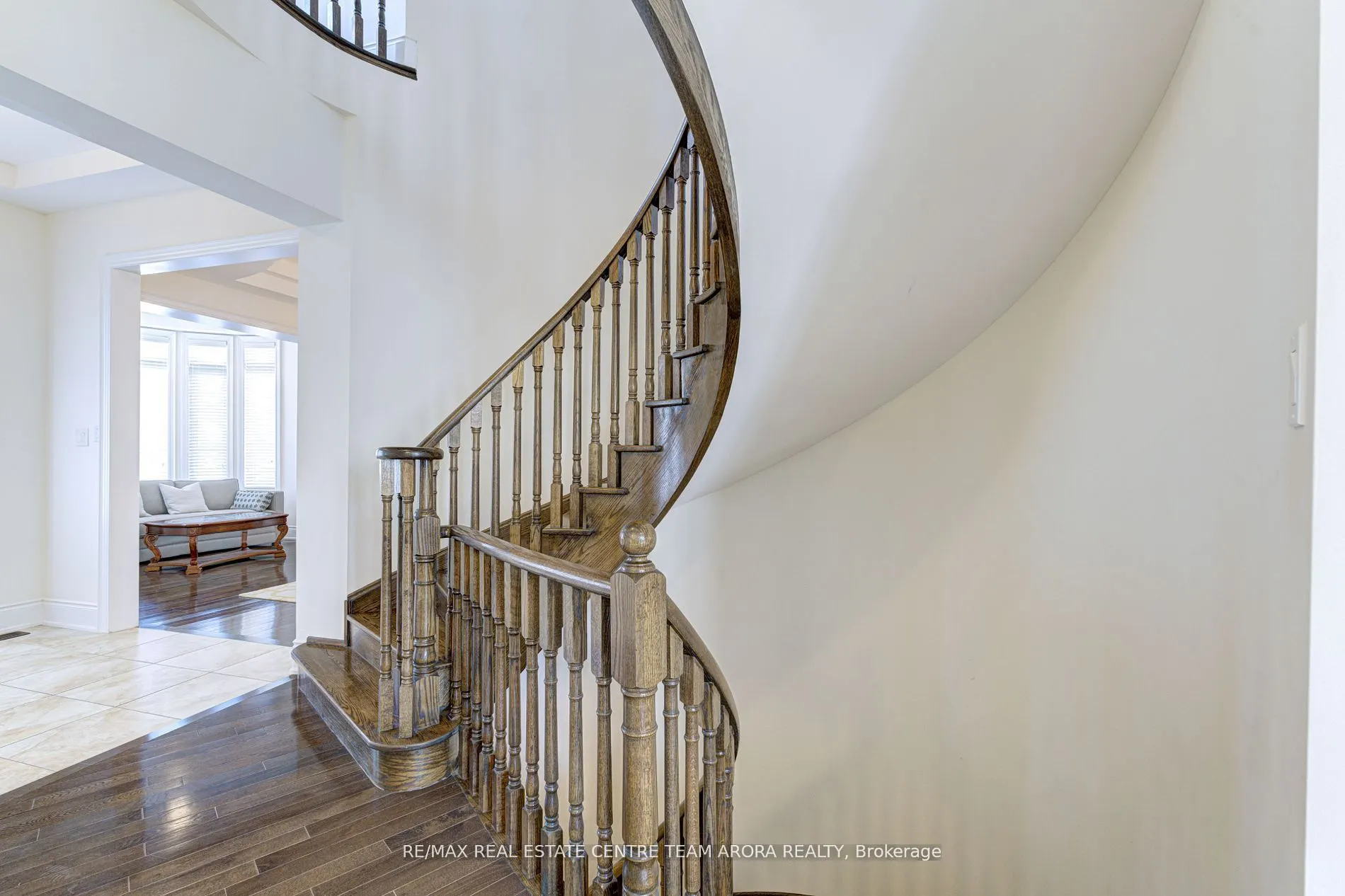 20 Hickory Ridge Court