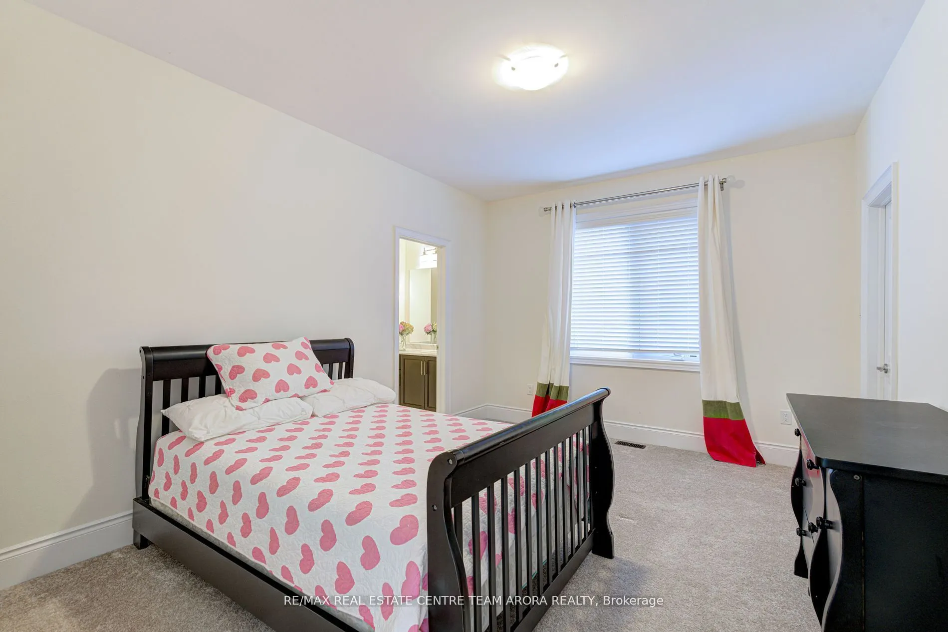 20 Hickory Ridge Court