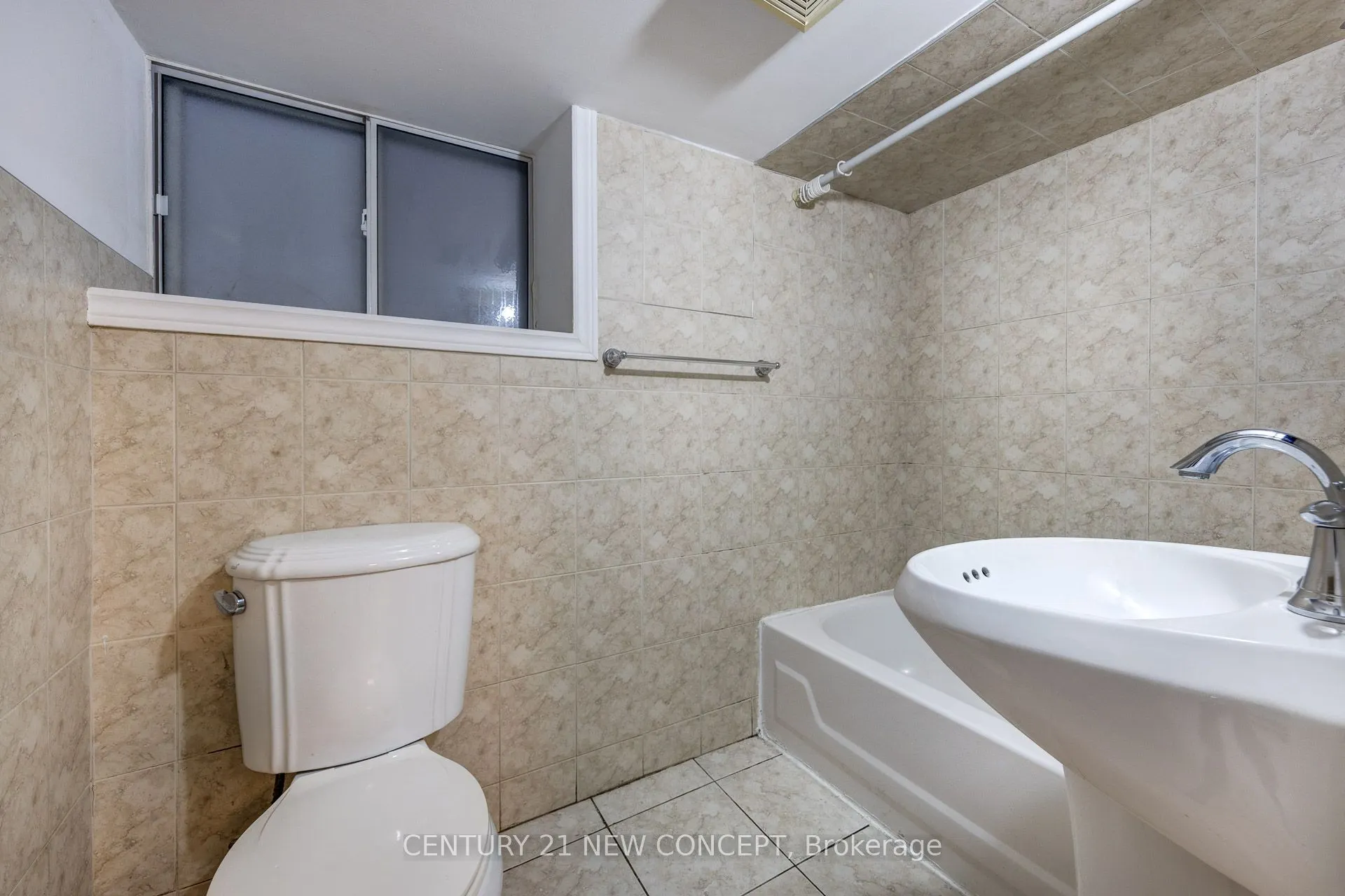 1113 Dufferin Street