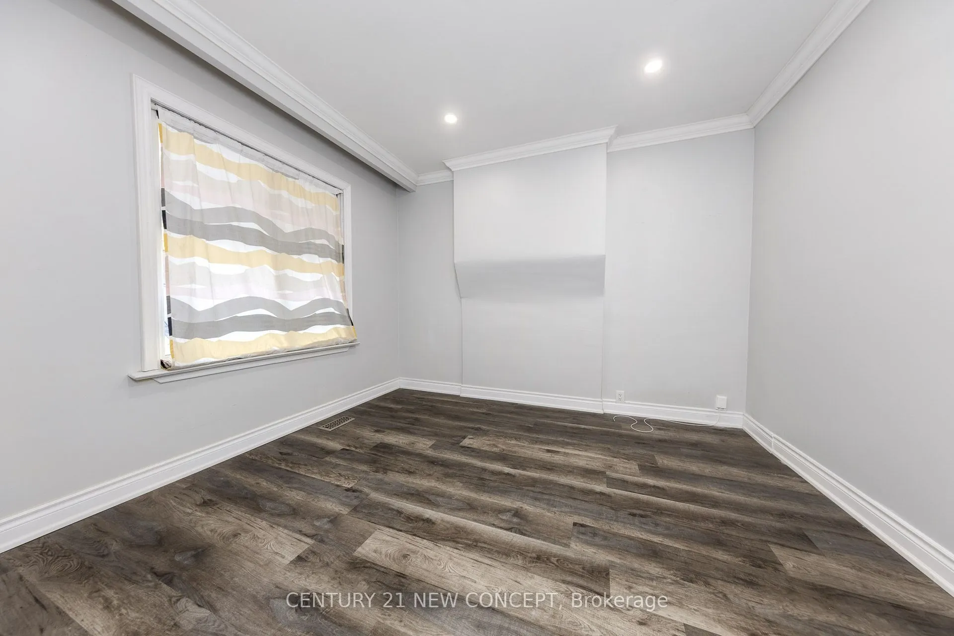 1113 Dufferin Street