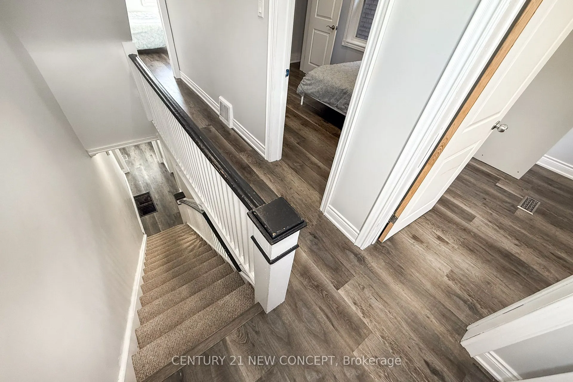 1113 Dufferin Street