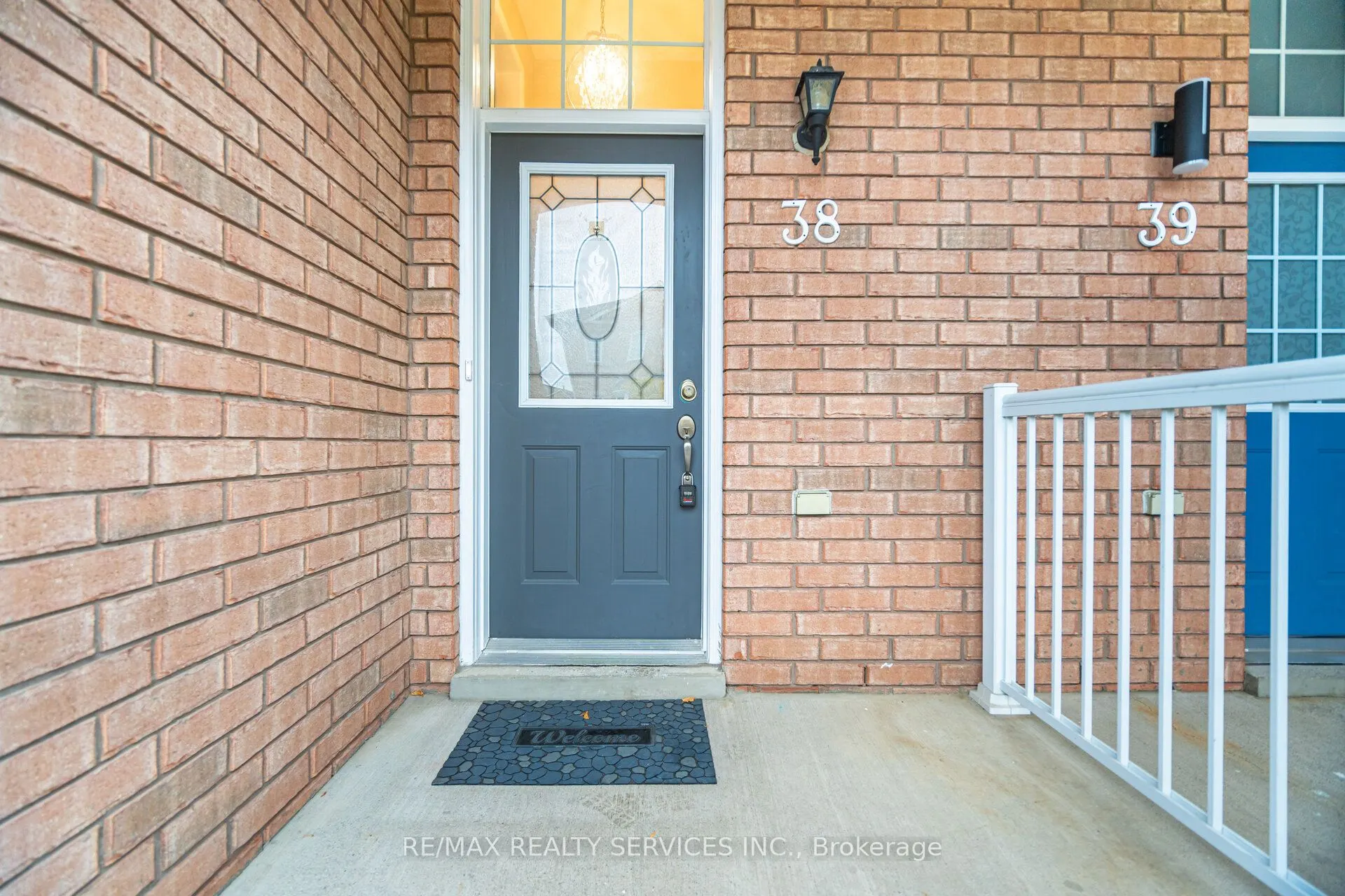 271 Richvale Drive S, #38