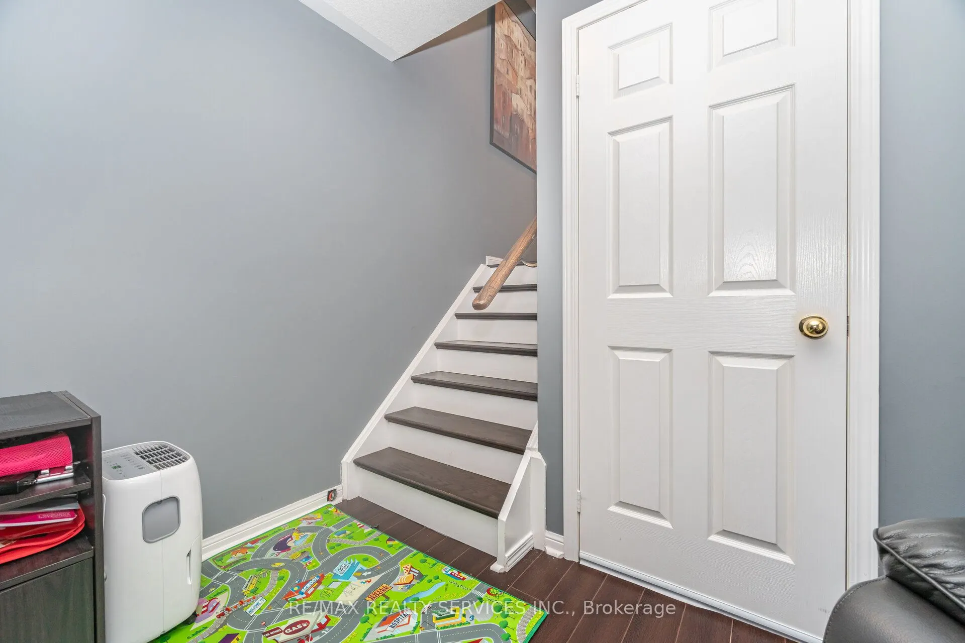 271 Richvale Drive S, #38