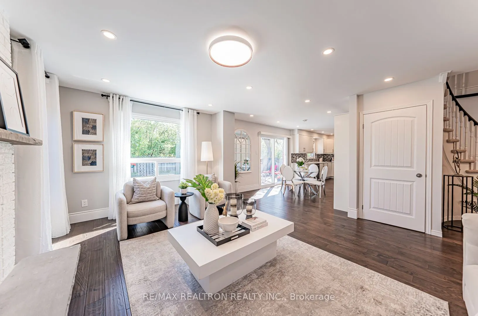 221 Old Orchard Circle