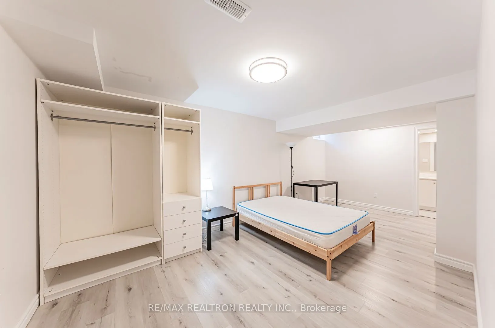 221 Old Orchard Circle