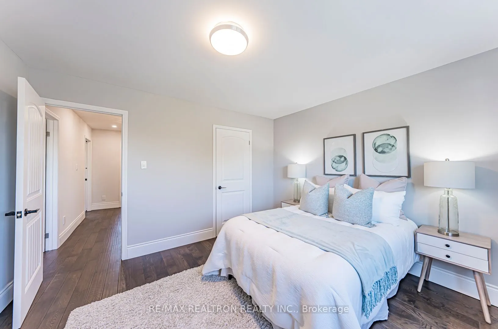 221 Old Orchard Circle