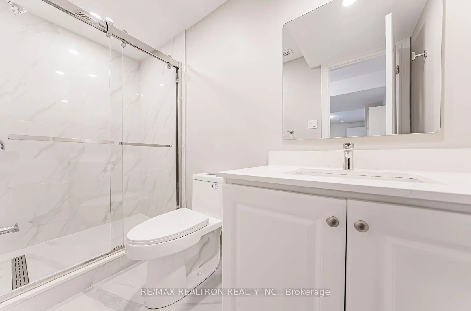 221 Old Orchard Circle