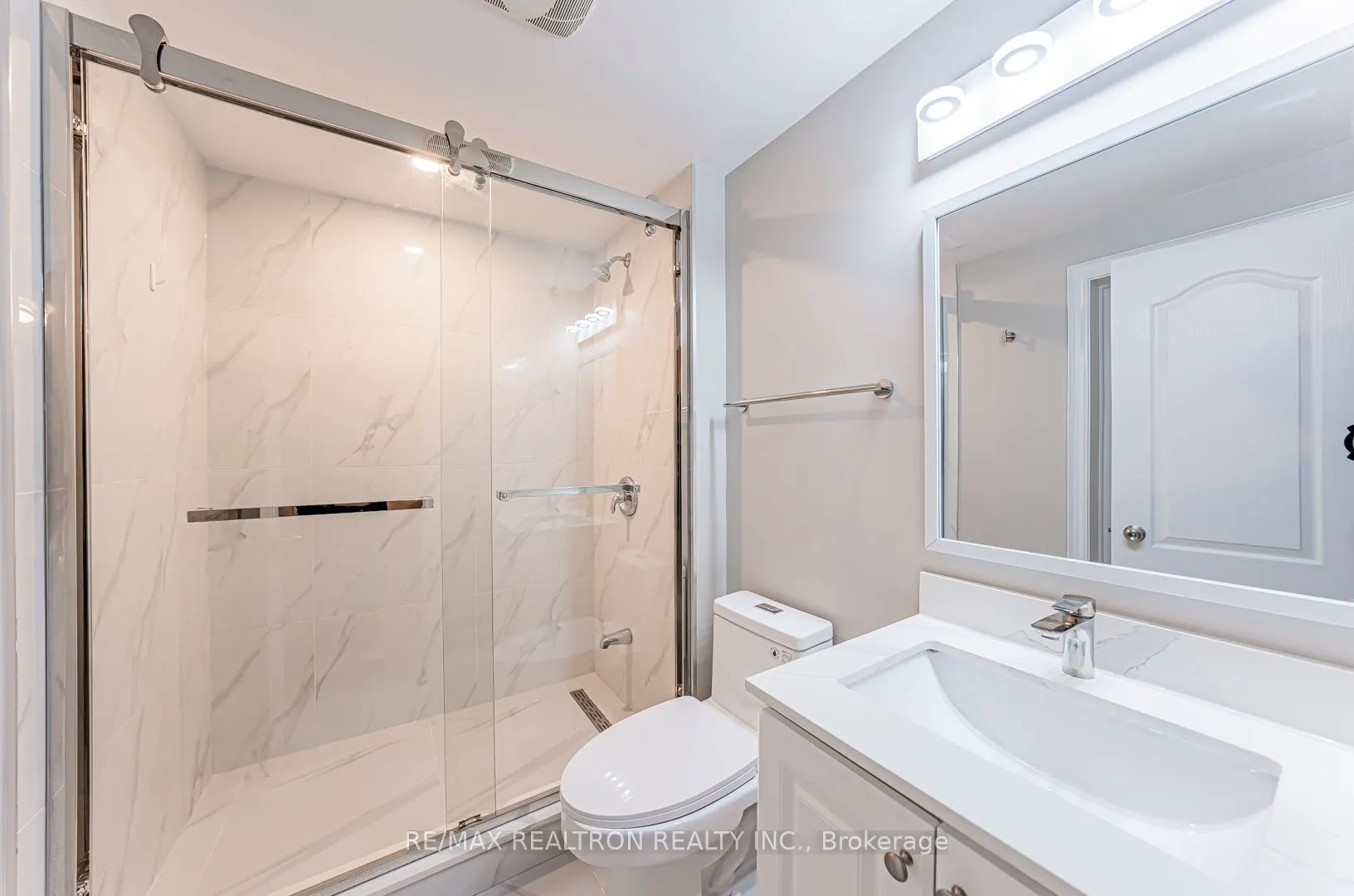 221 Old Orchard Circle