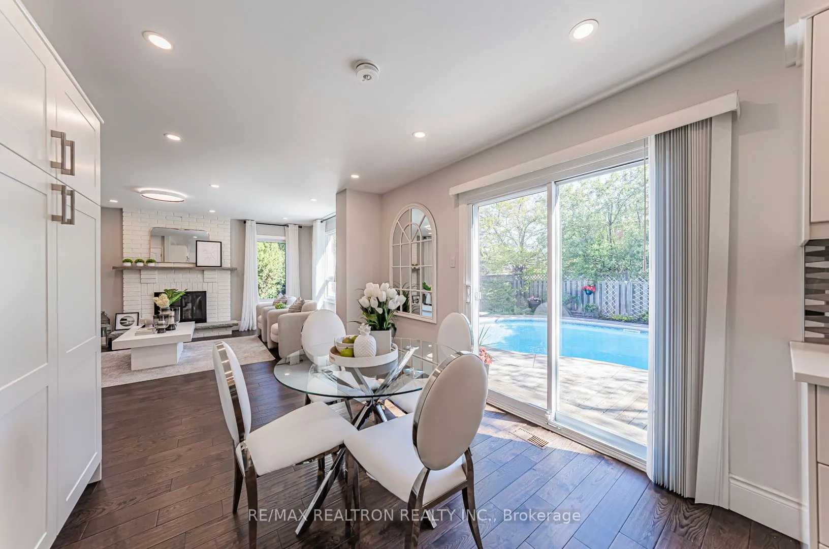 221 Old Orchard Circle