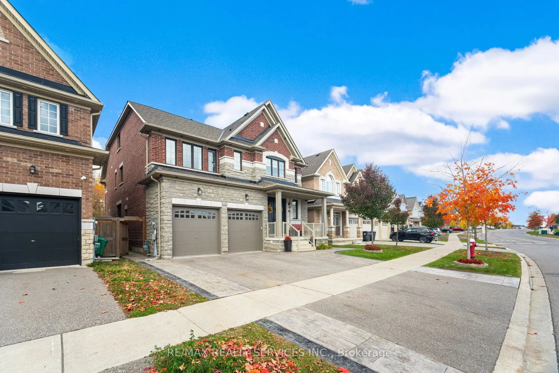 112 Newhouse Boulevard