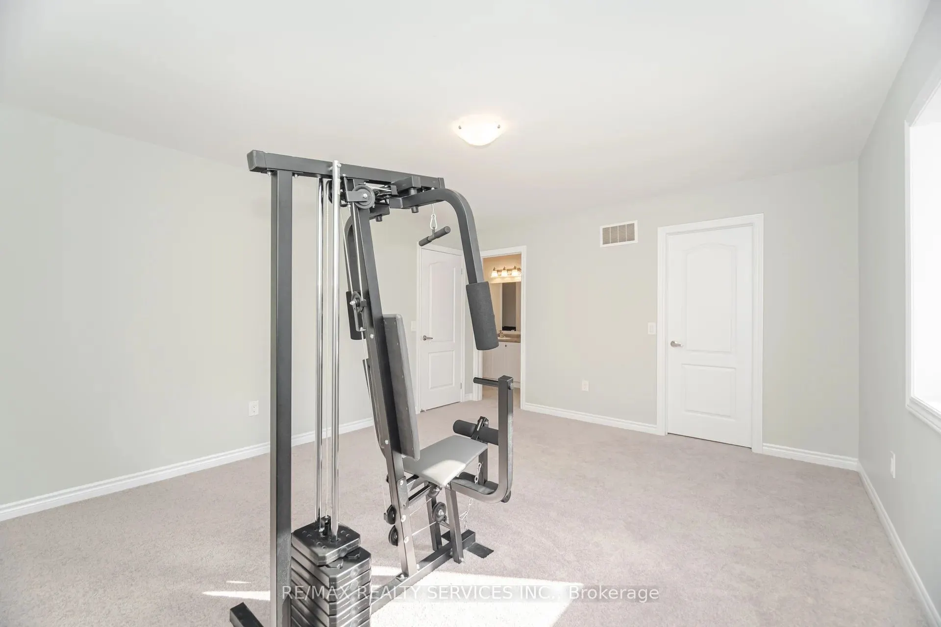 112 Newhouse Boulevard