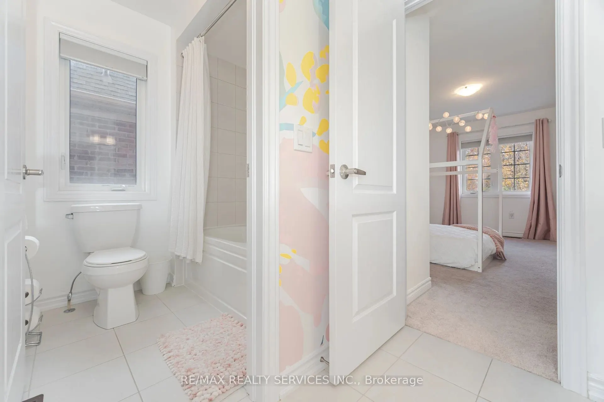 112 Newhouse Boulevard