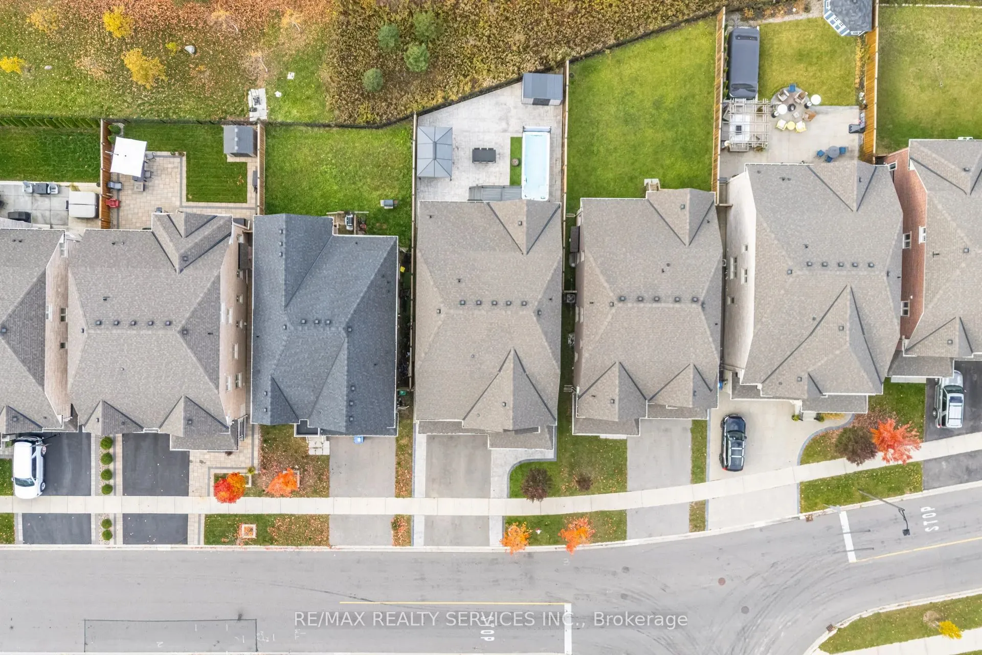 112 Newhouse Boulevard