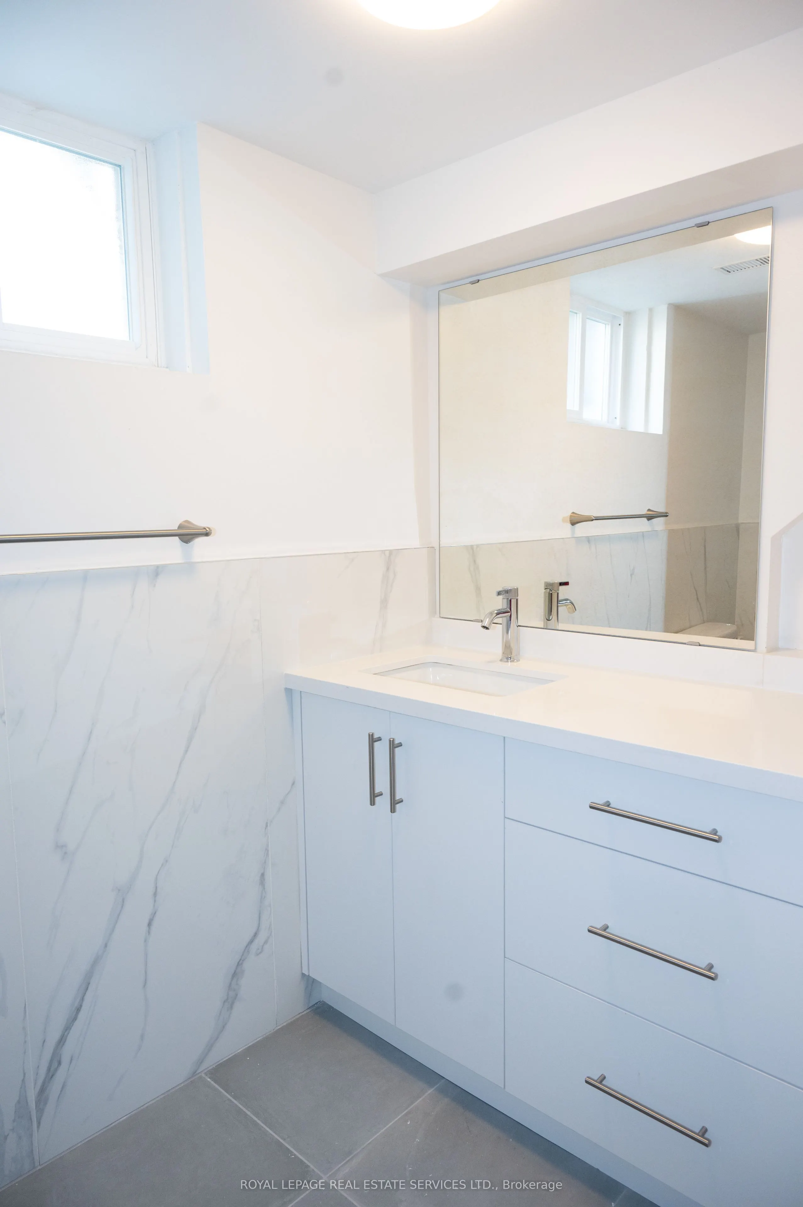 35 Silverhill Drive, #Lower