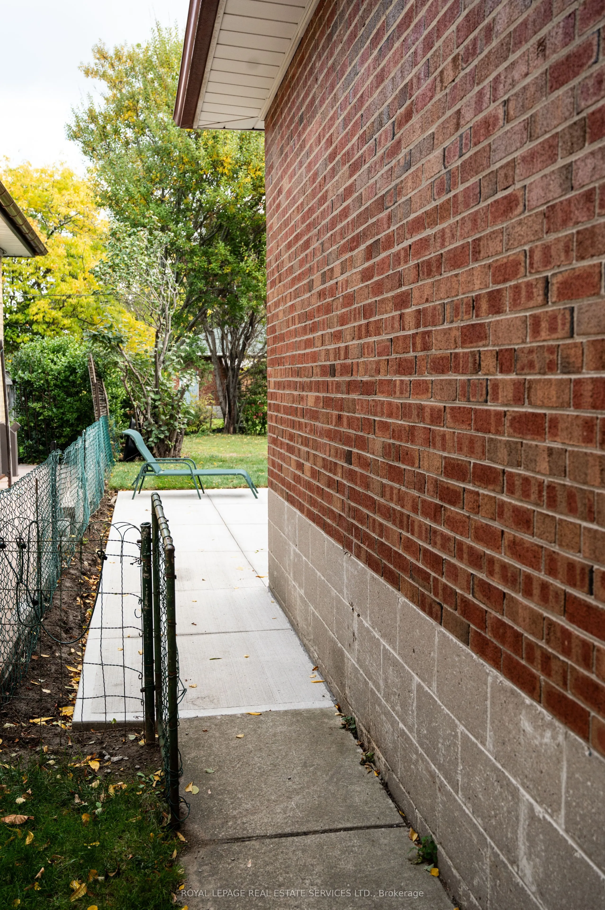 35 Silverhill Drive, #Lower