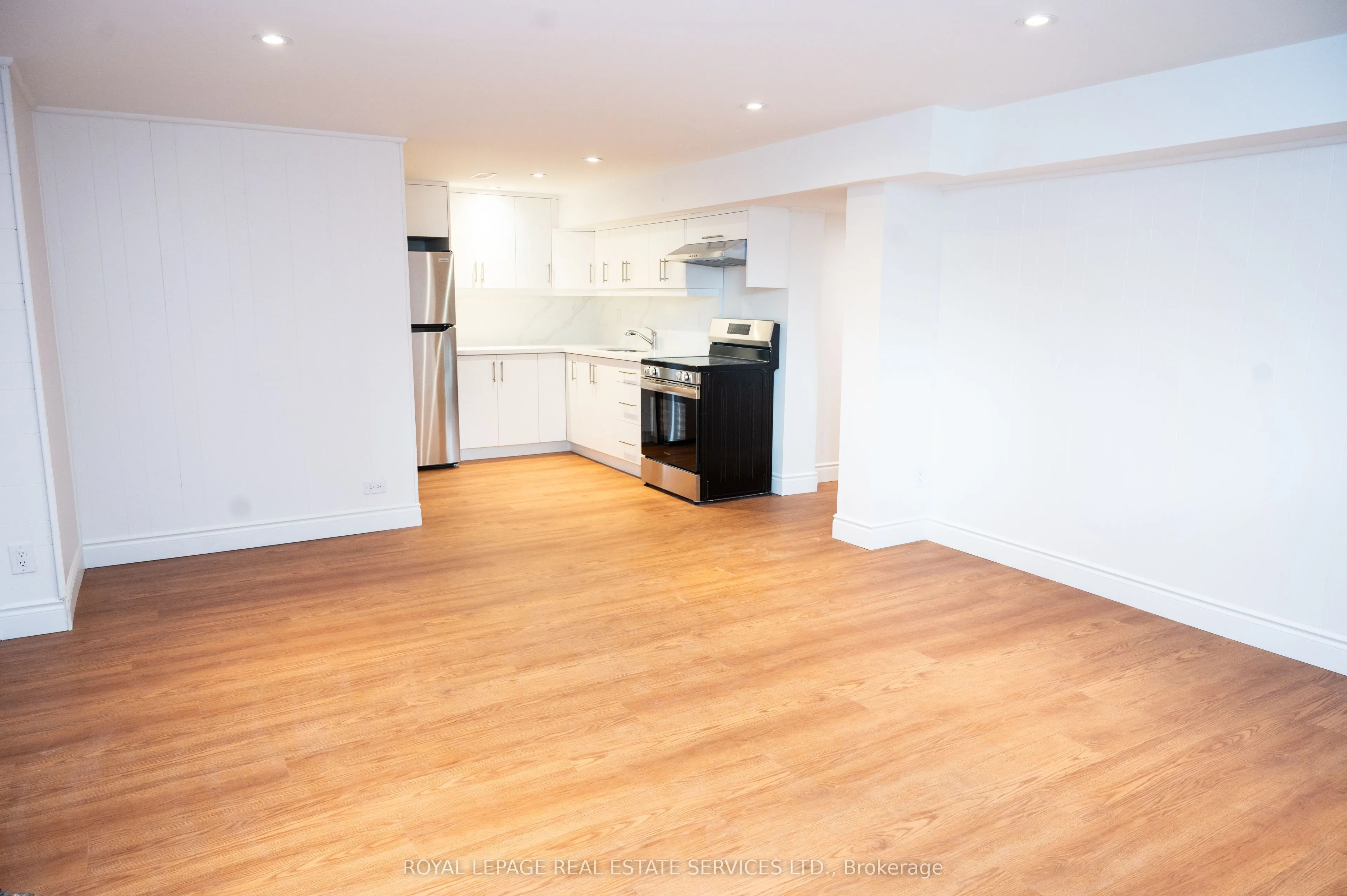 35 Silverhill Drive, #Lower