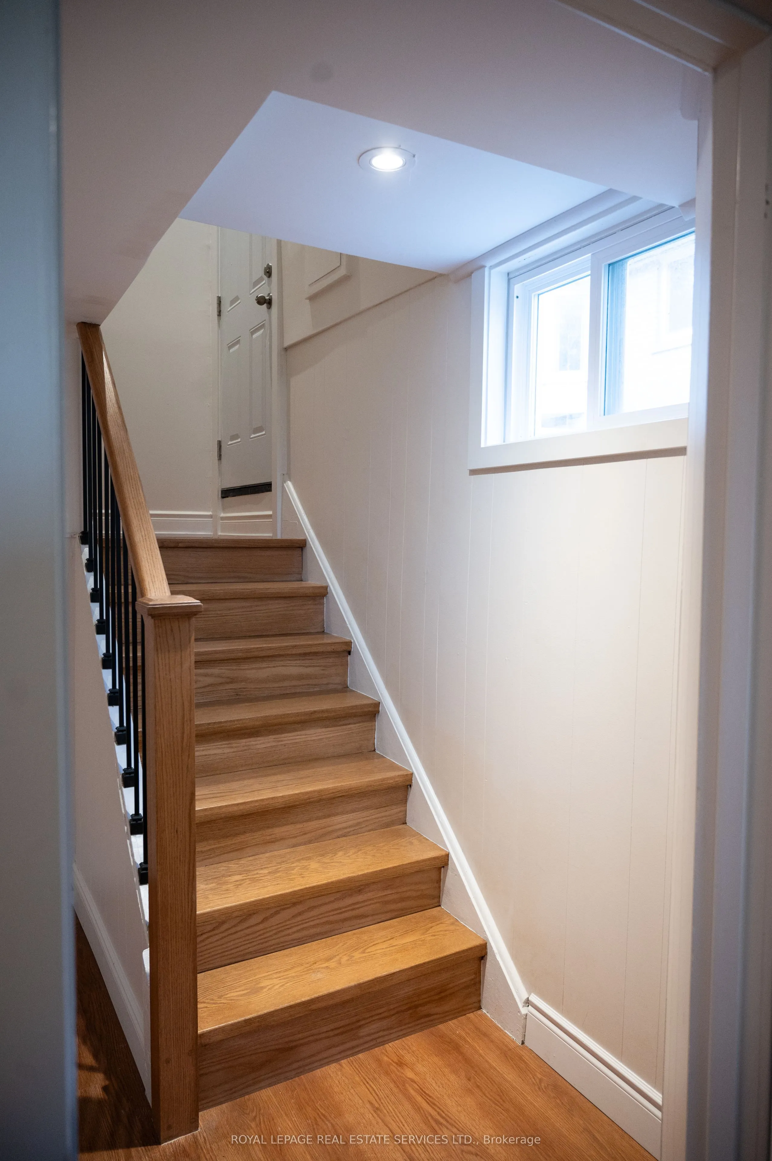 35 Silverhill Drive, #Lower