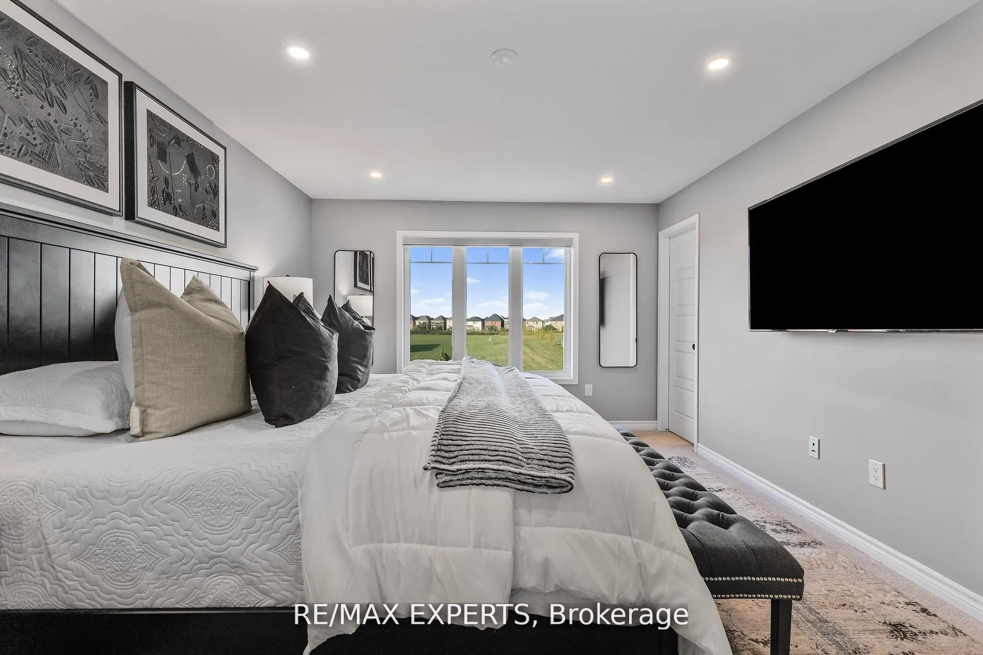 1295 Kovachik Boulevard