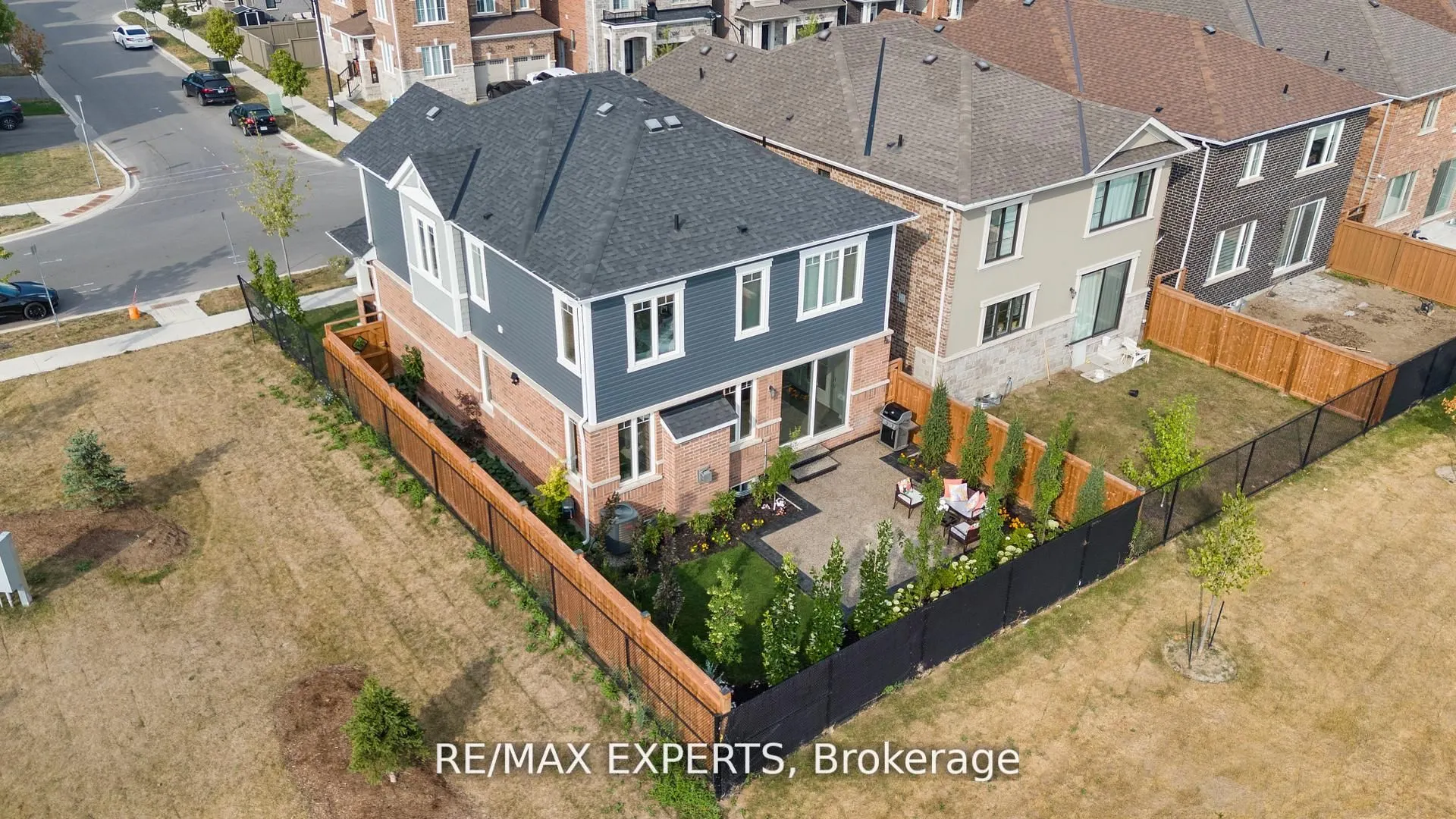 1295 Kovachik Boulevard