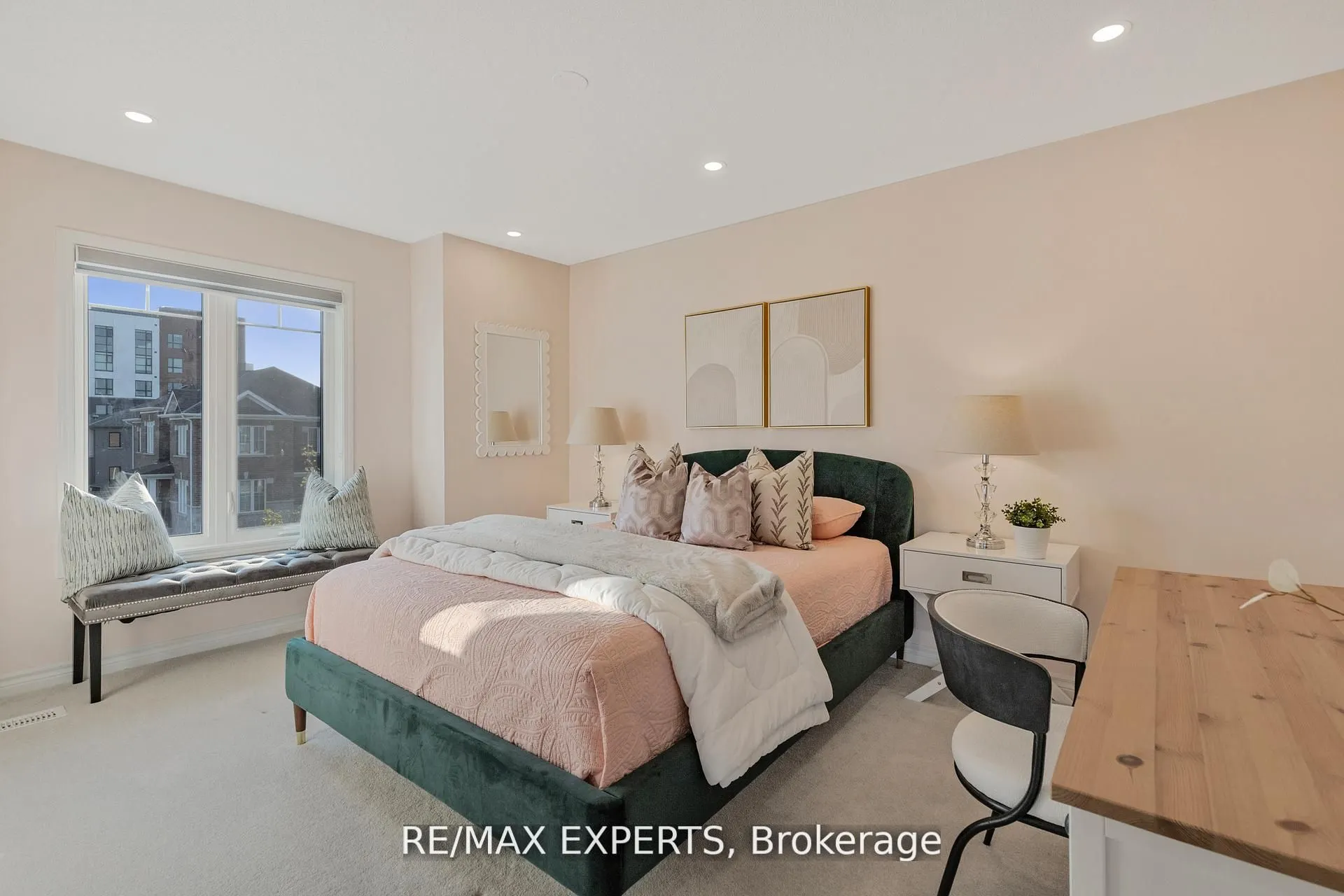 1295 Kovachik Boulevard