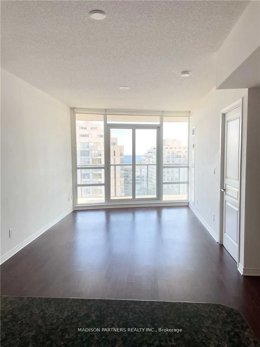 2240 Lakeshore Boulevard W, #1101