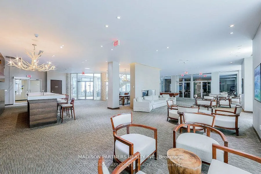 2240 Lakeshore Boulevard W, #1101