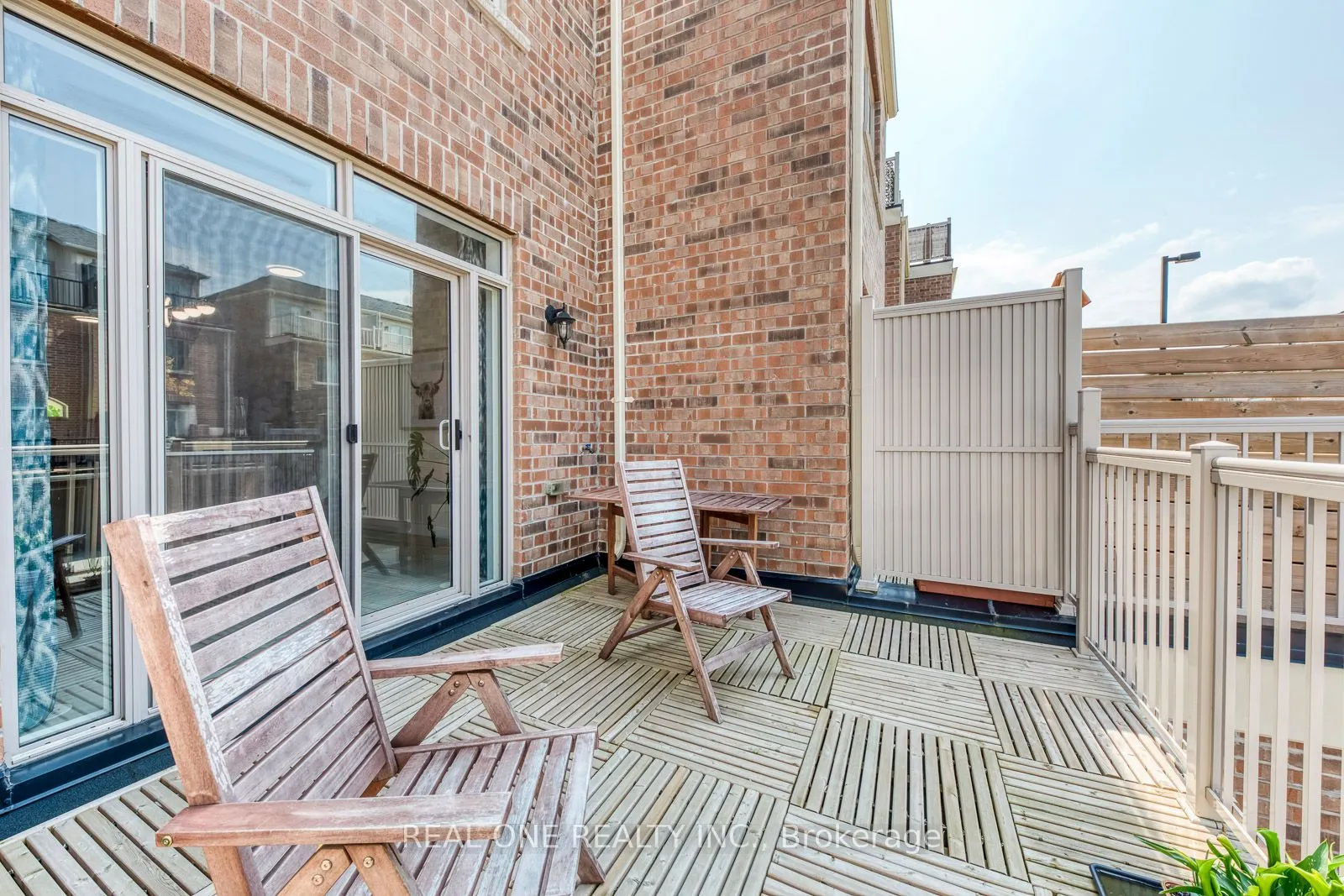 69 Edward Horton Crescent, #117