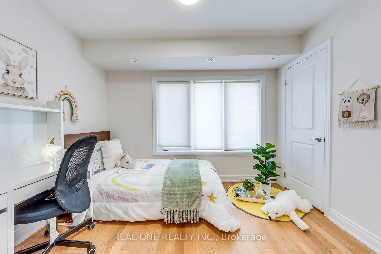 69 Edward Horton Crescent, #117