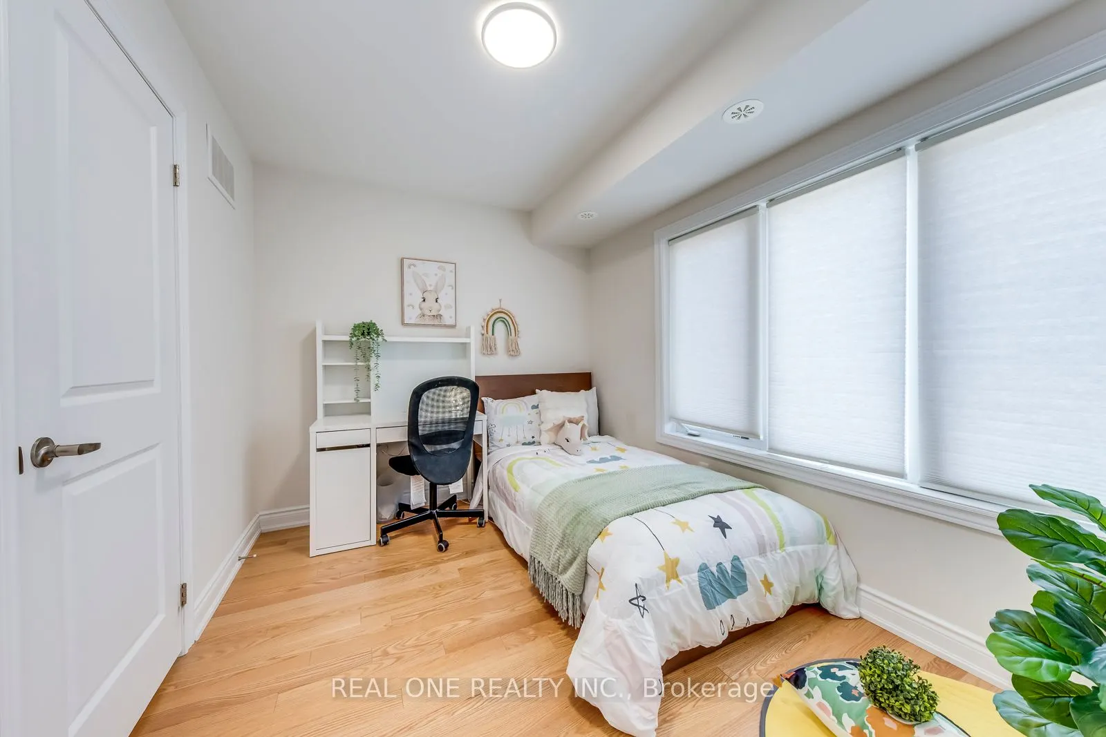 69 Edward Horton Crescent, #117