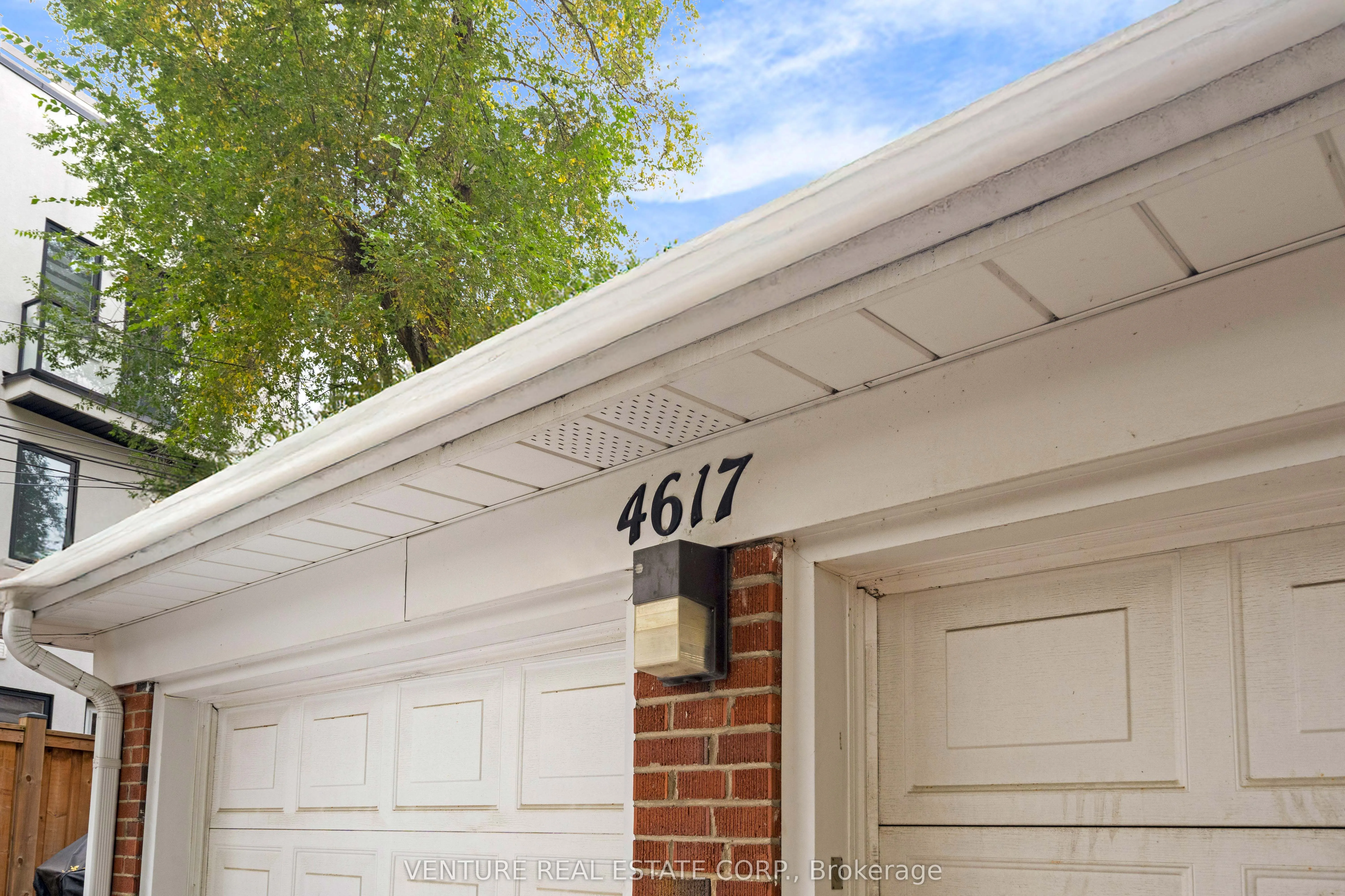 4617 Dundas Street W, #A