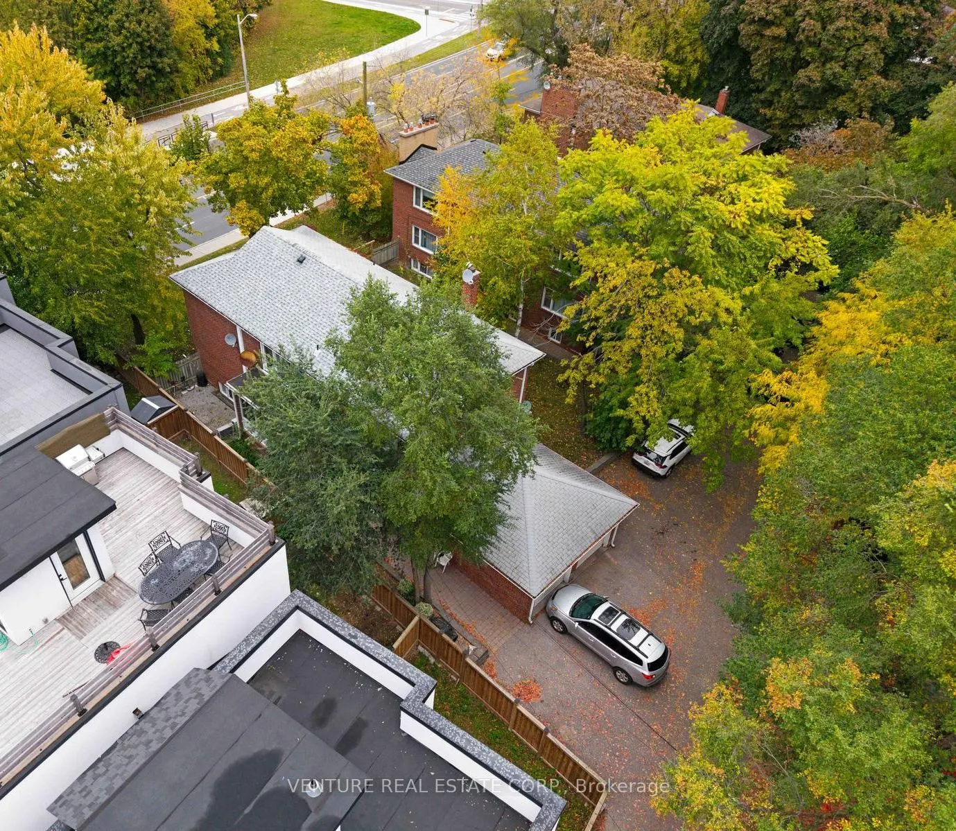 4617 Dundas Street W, #A