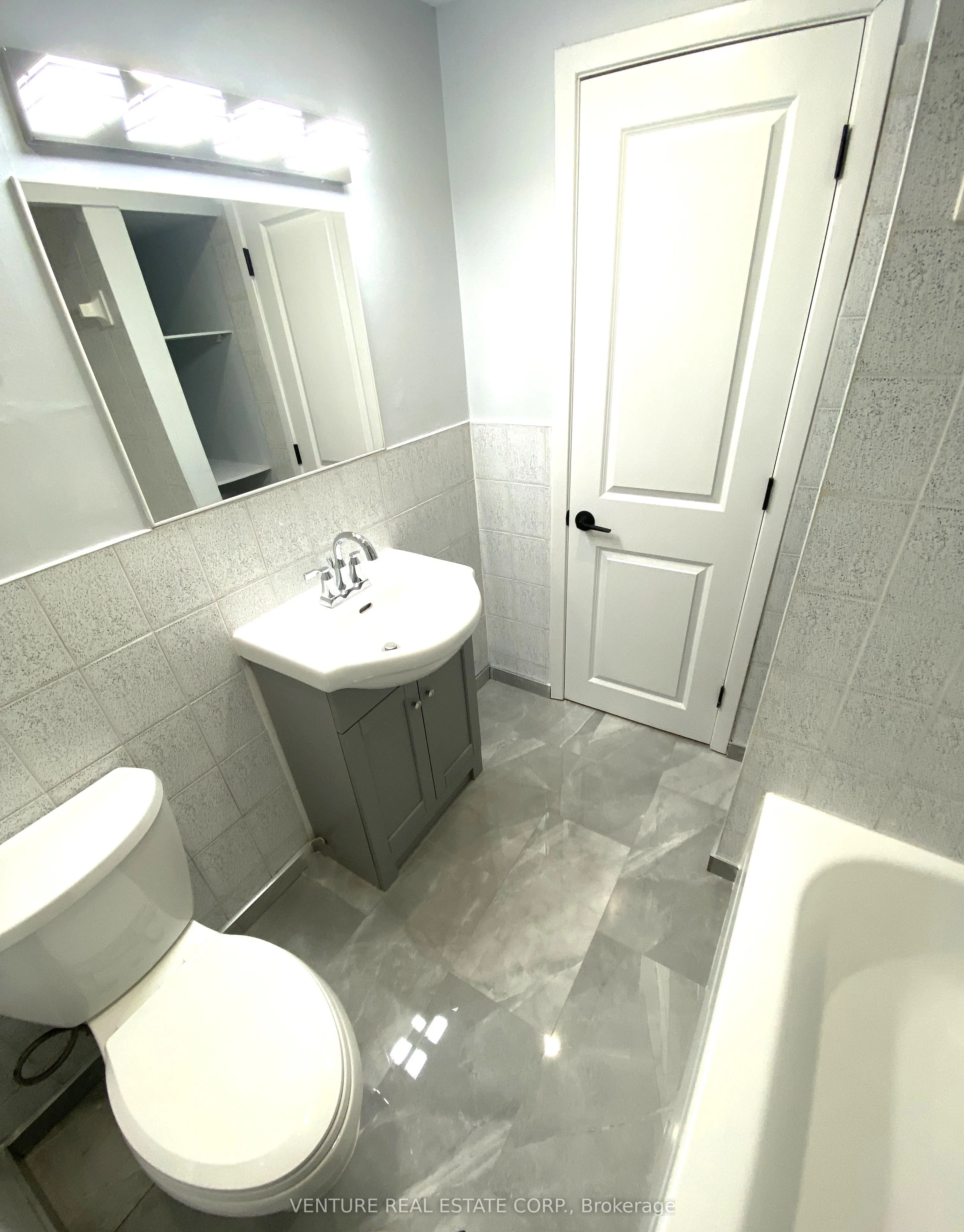 4617 Dundas Street W, #A