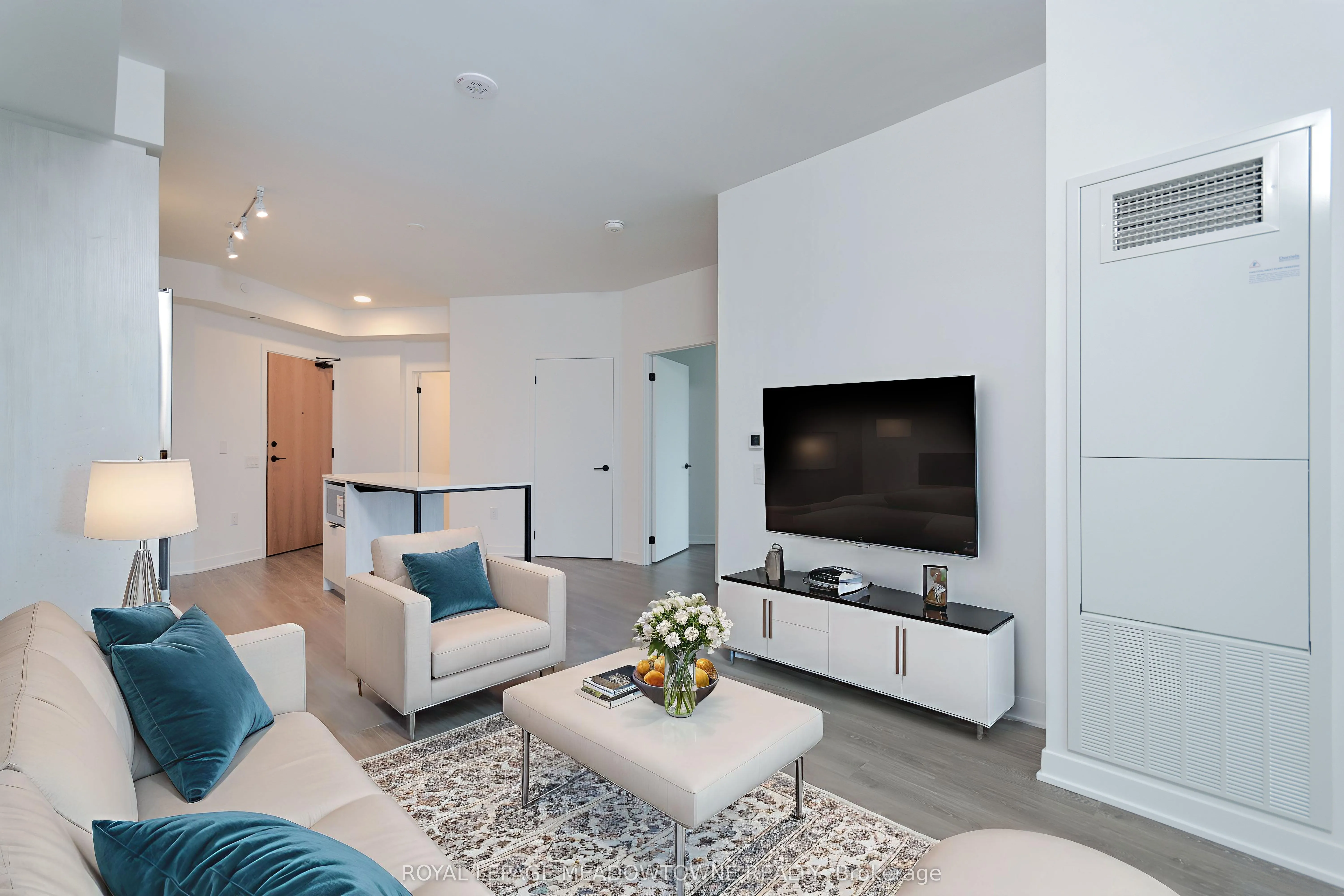 2495 Eglinton Avenue W, #2306