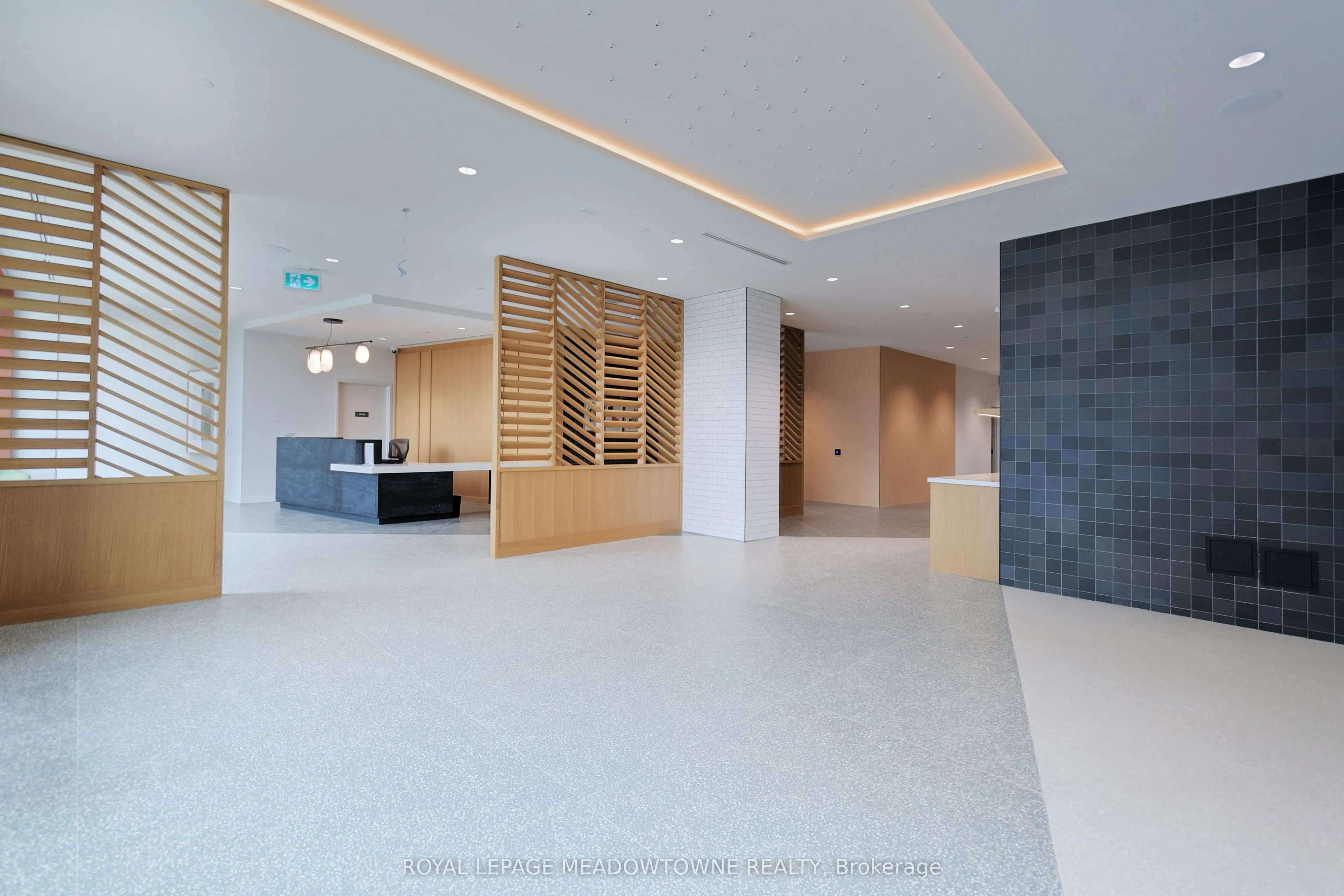 2495 Eglinton Avenue W, #2306