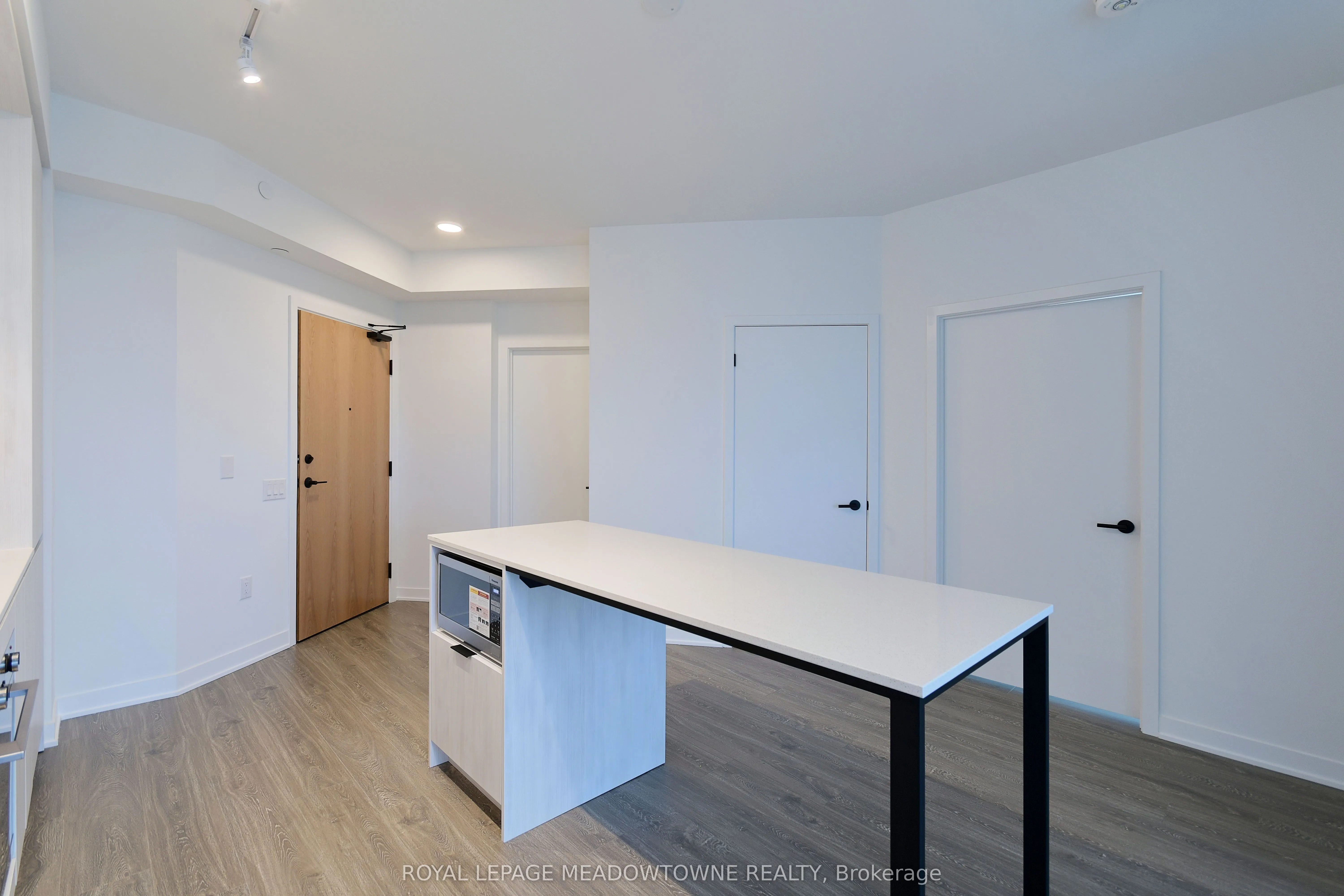 2495 Eglinton Avenue W, #2306