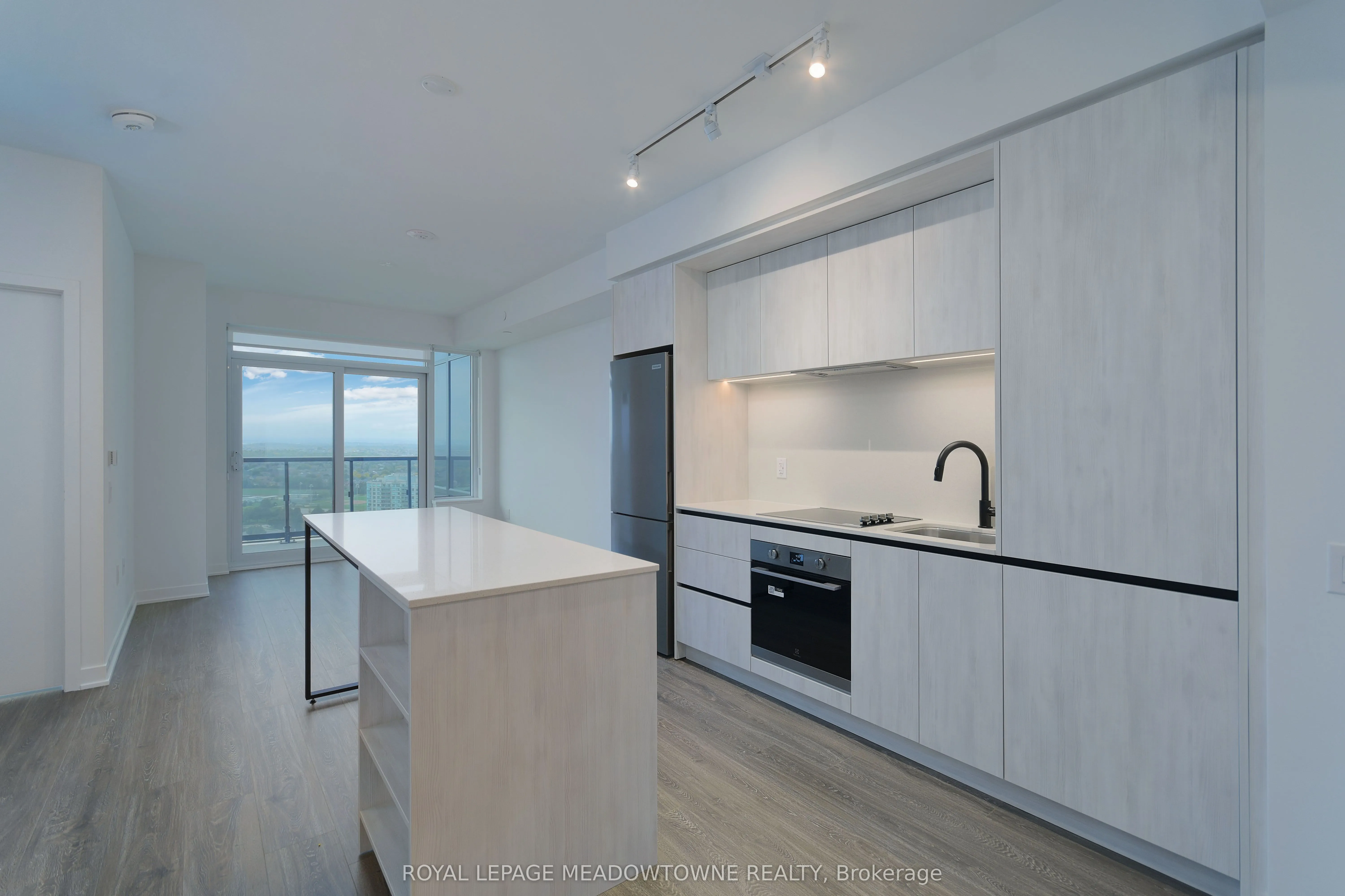 2495 Eglinton Avenue W, #2306