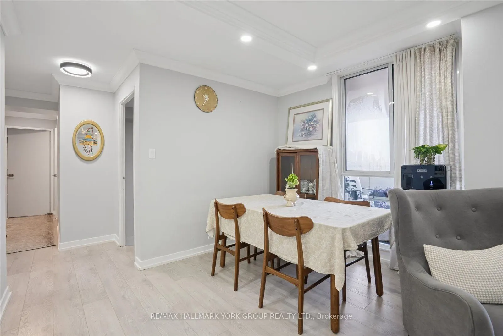 1300 Mississauga Valley Boulevard, #1006