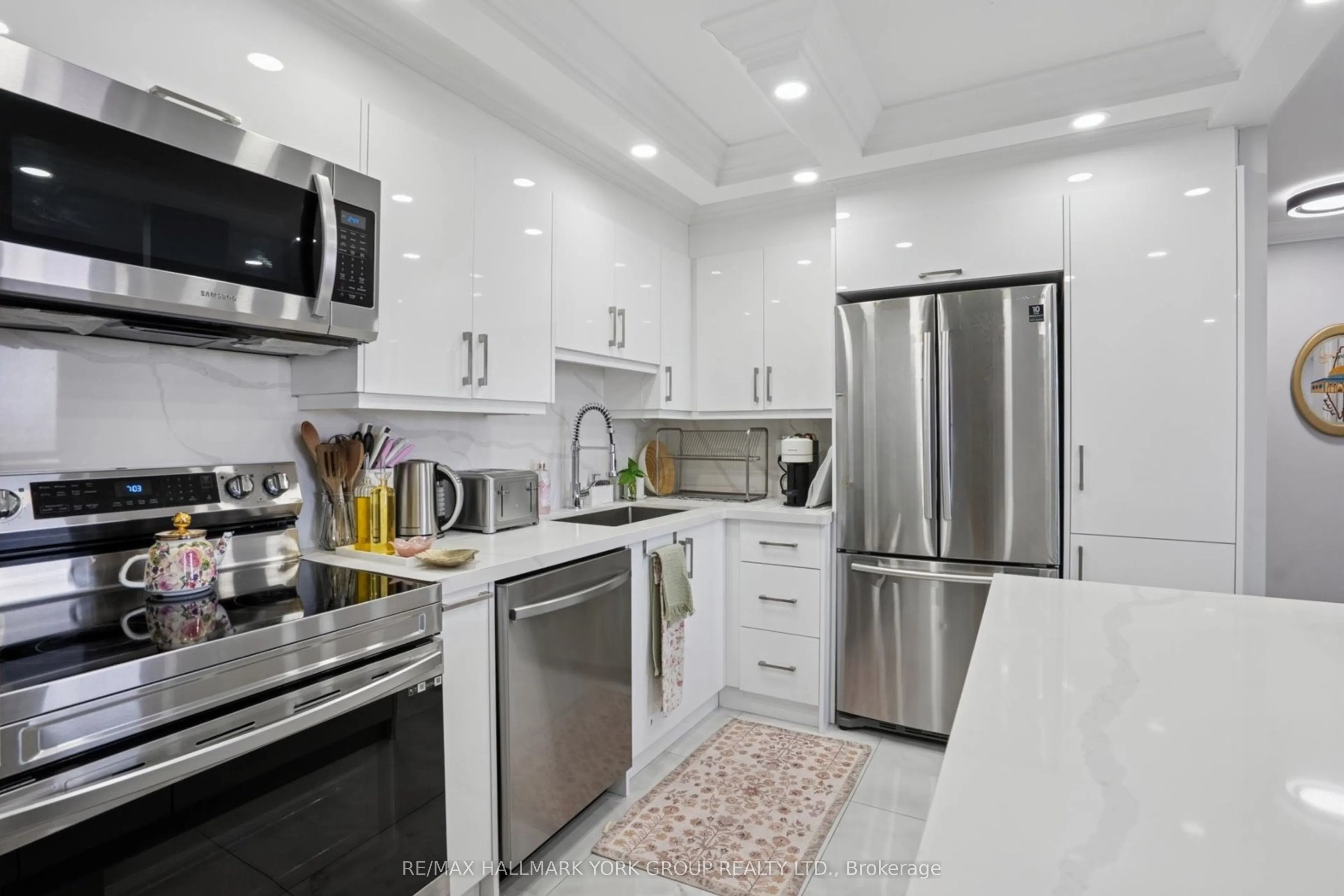 1300 Mississauga Valley Boulevard, #1006