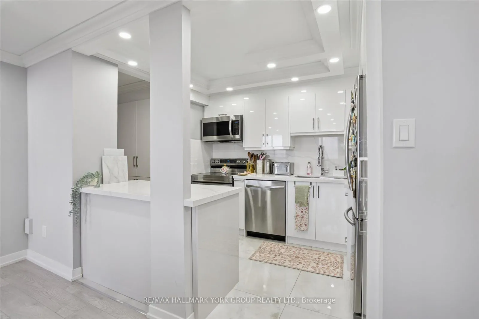 1300 Mississauga Valley Boulevard, #1006