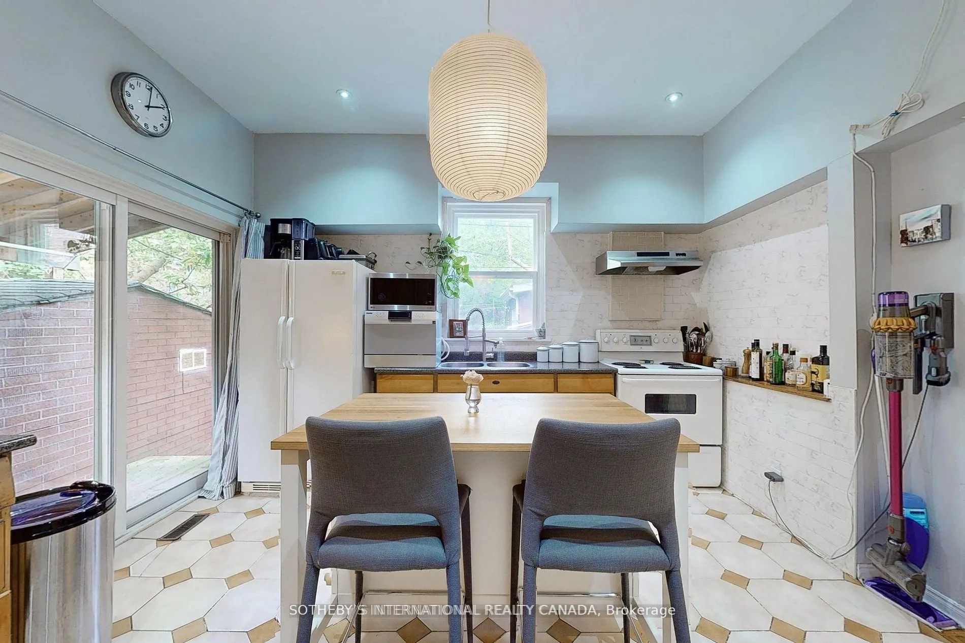 70 Brock Avenue, #Main