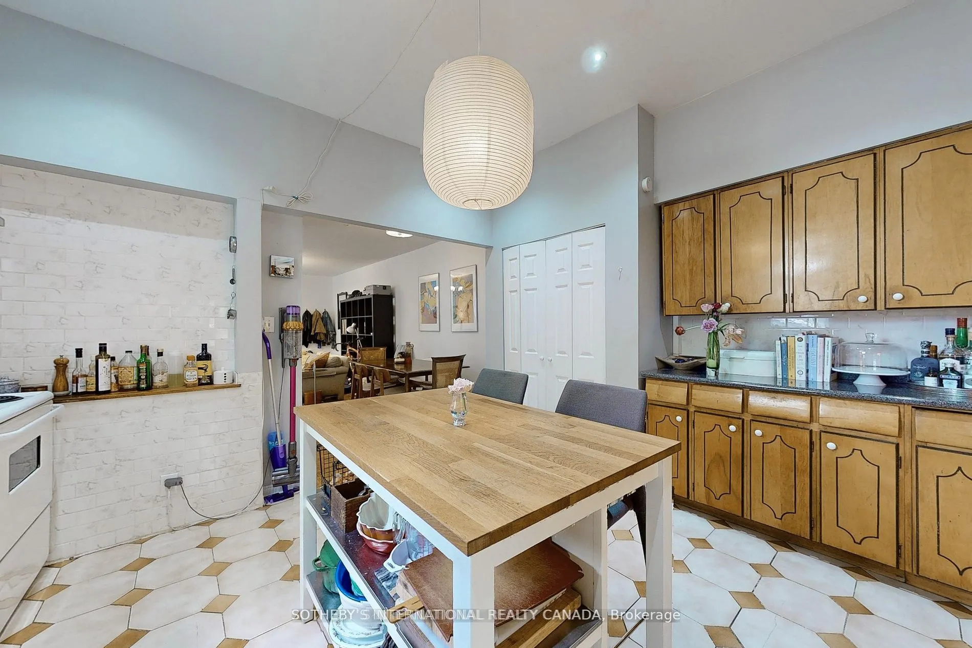 70 Brock Avenue, #Main