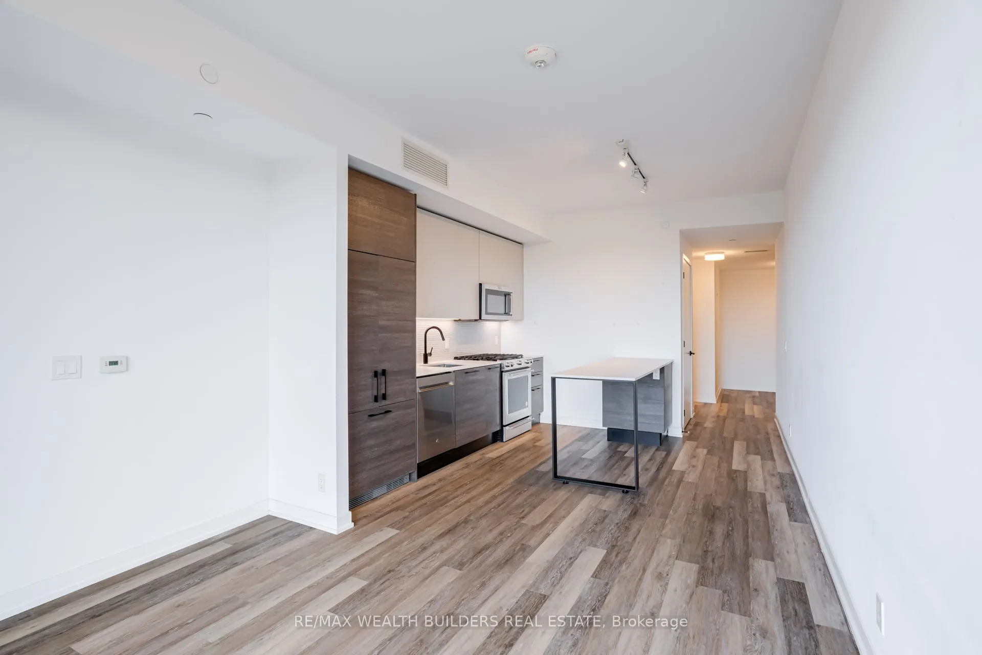 2118 Bloor Street W, #511