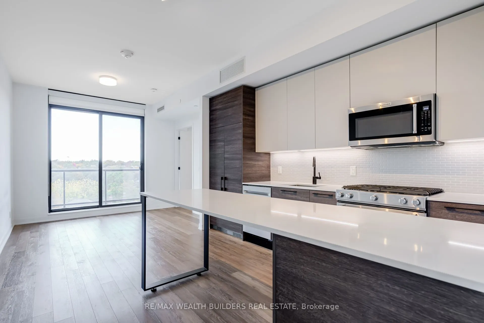 2118 Bloor Street W, #511