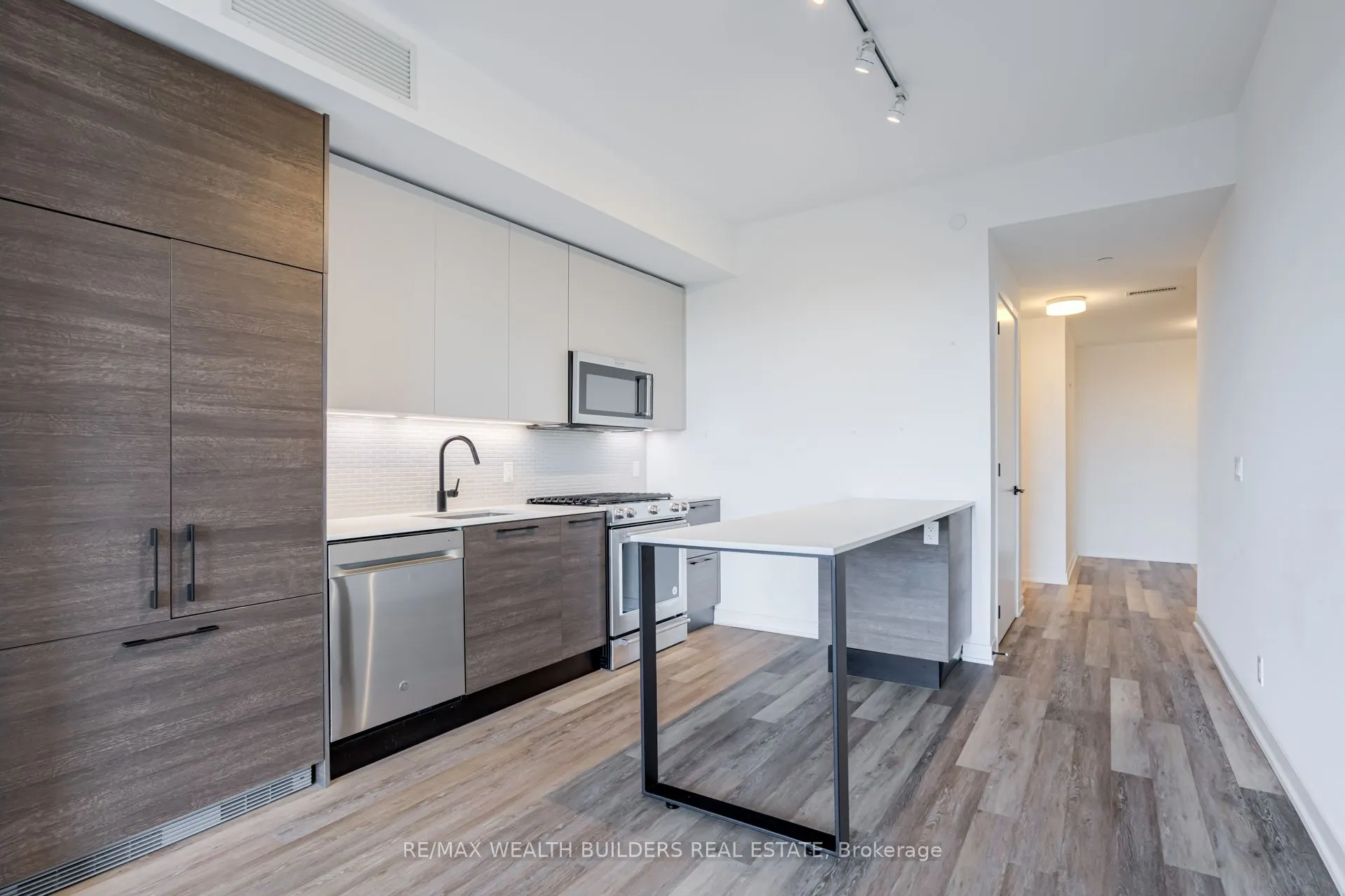 2118 Bloor Street W, #511