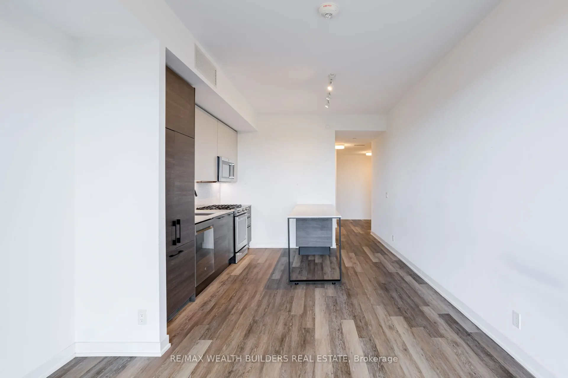 2118 Bloor Street W, #511