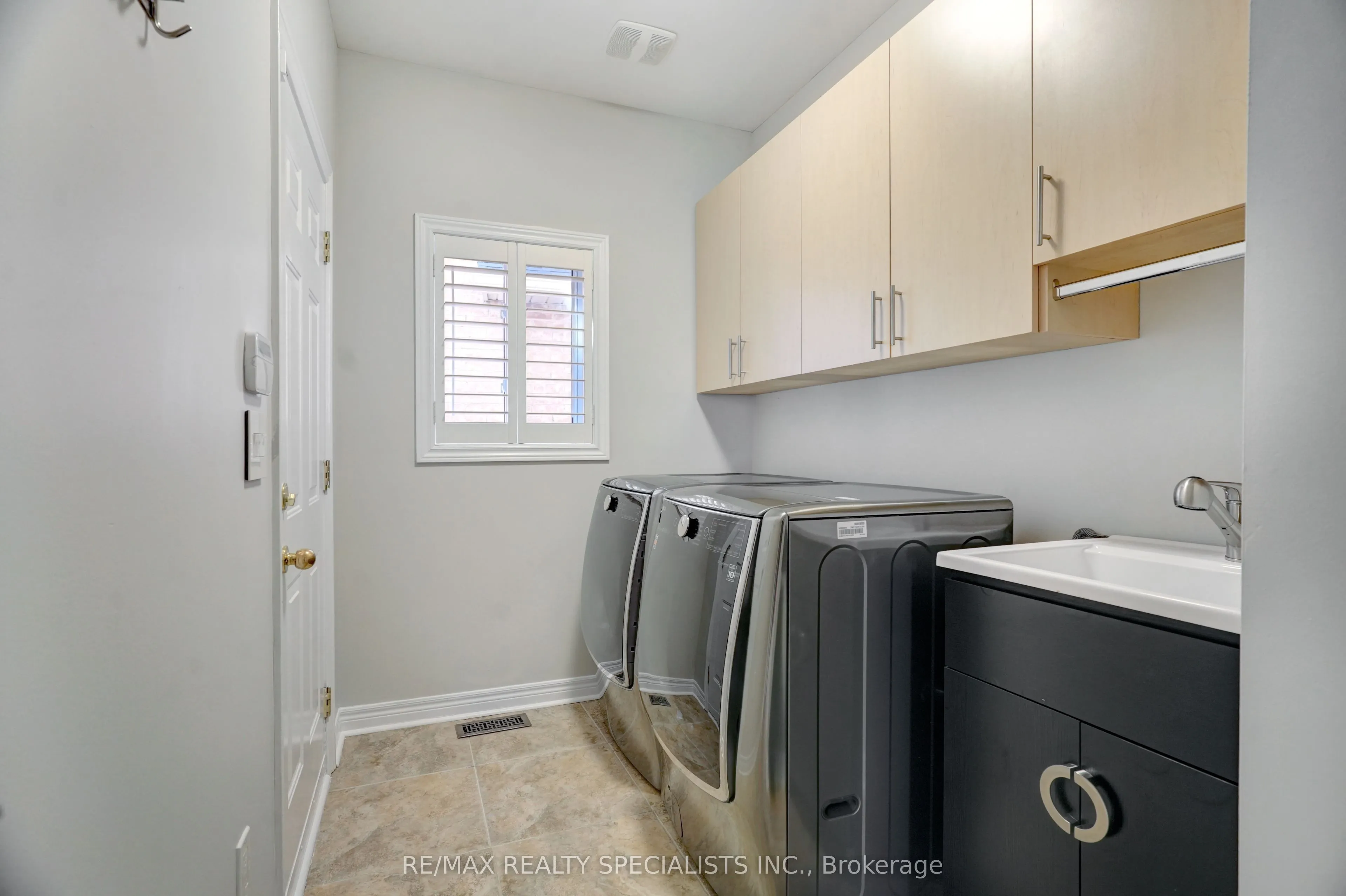 104 Earlsbridge Boulevard