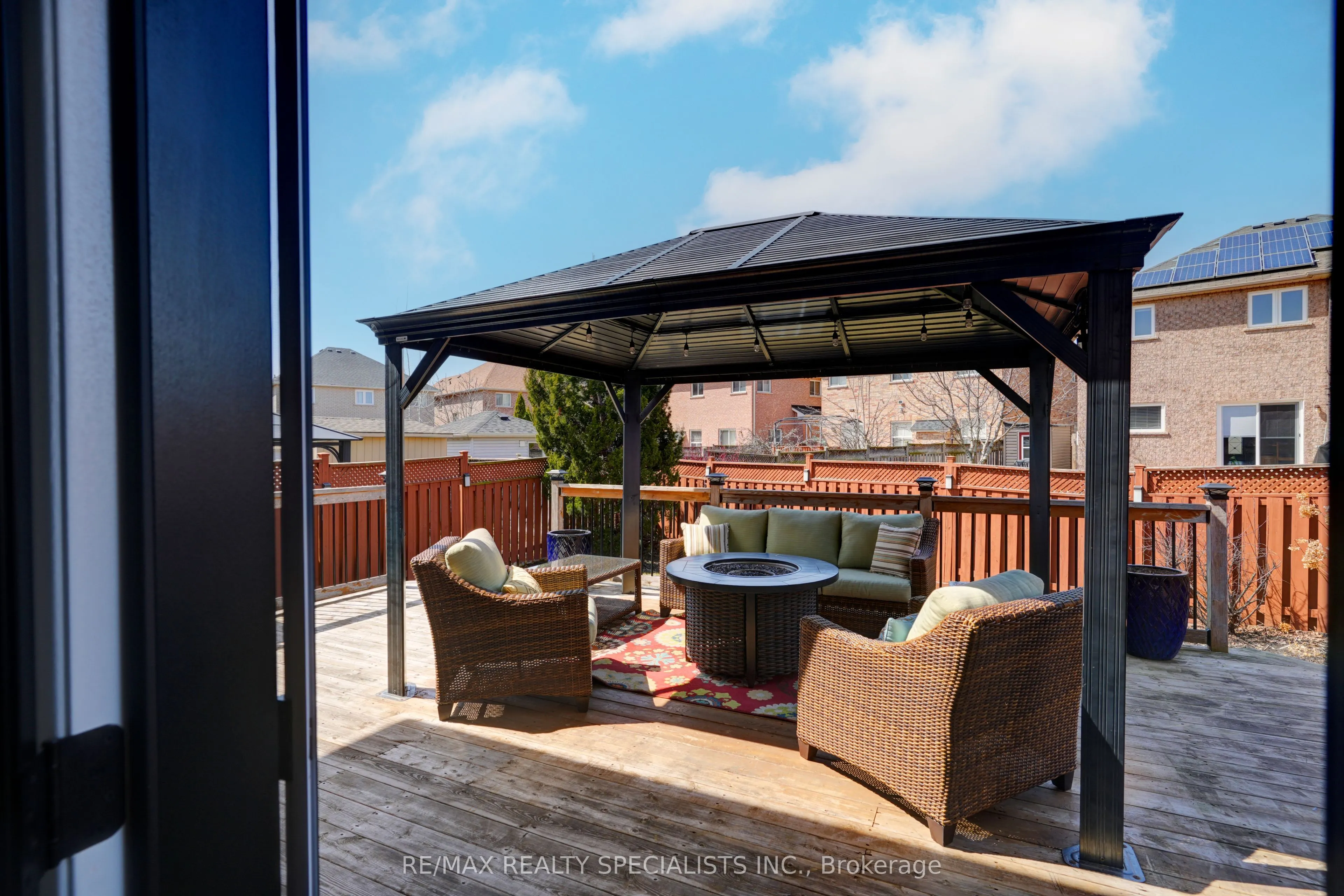 104 Earlsbridge Boulevard